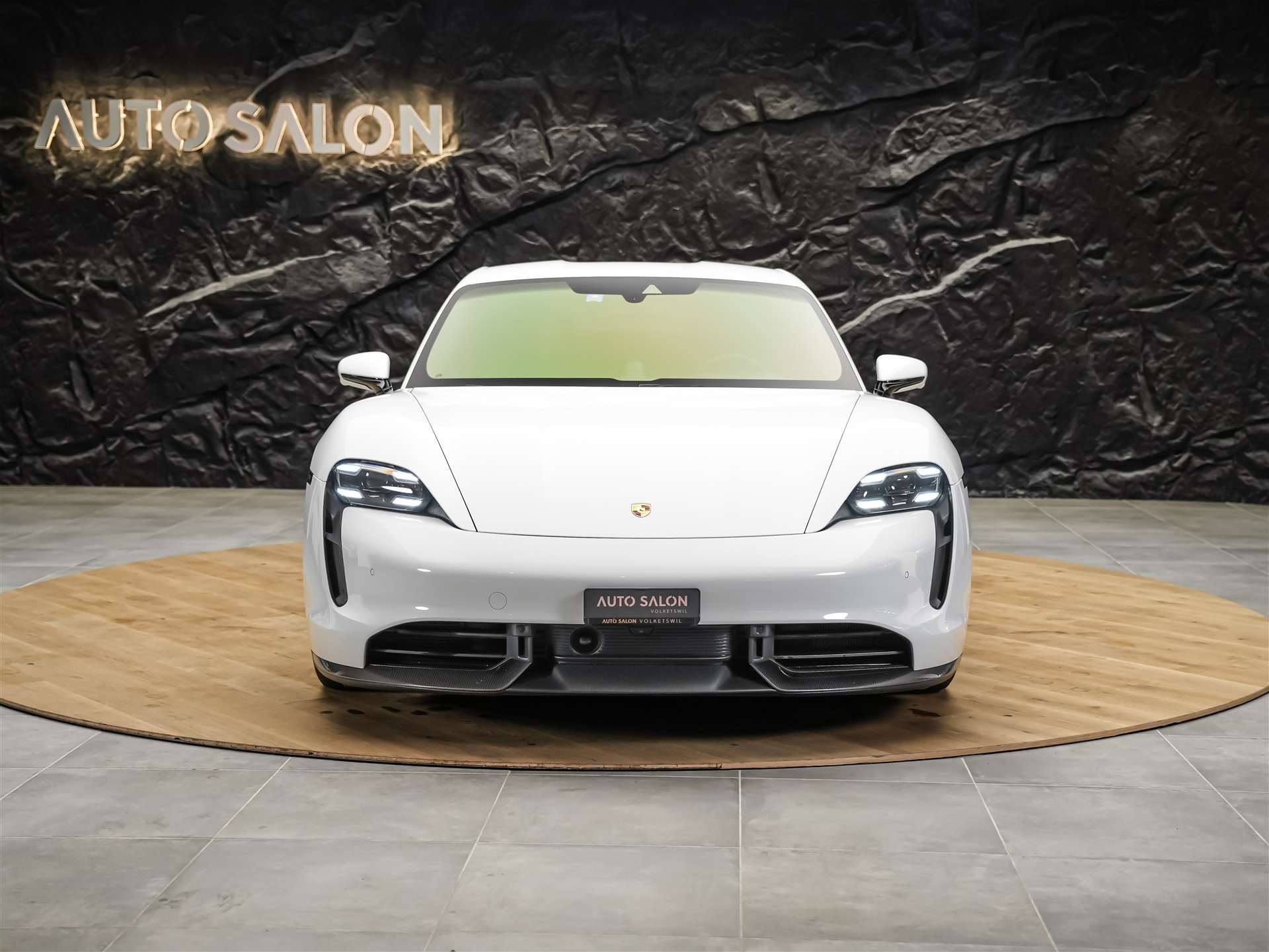 PORSCHE Taycan Turbo S *CH-Auto*Approved*Keramik*Bose*Chrono*-image-6