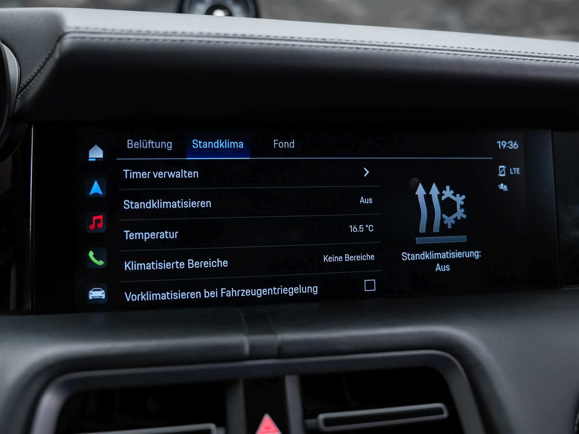PORSCHE Taycan Turbo S *CH-Auto*Approved*Keramik*Bose*Chrono*-image-37
