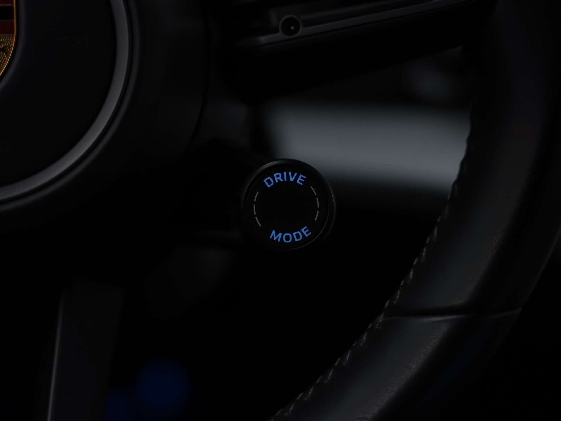 PORSCHE Taycan Turbo S *CH-Auto*Approved*Keramik*Bose*Chrono*-image-33