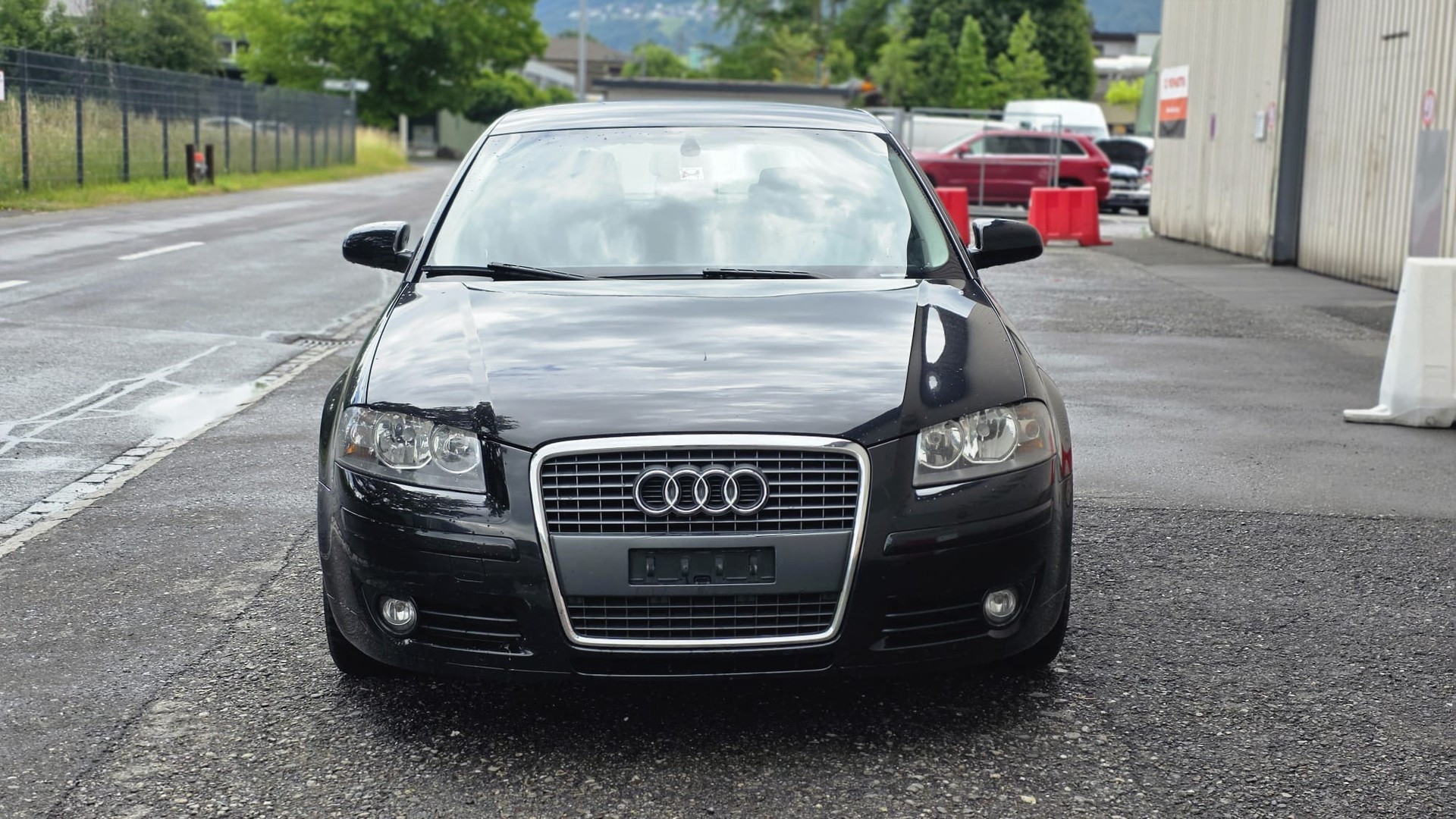 AUDI A3 Sportback 1.8 Turbo FSI Attraction-image-0