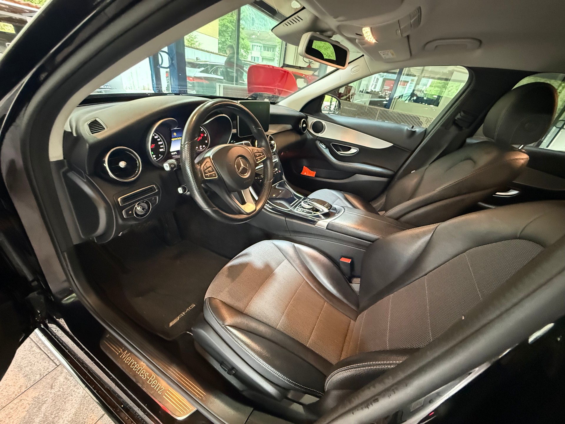 MERCEDES-BENZ C 220-image-3