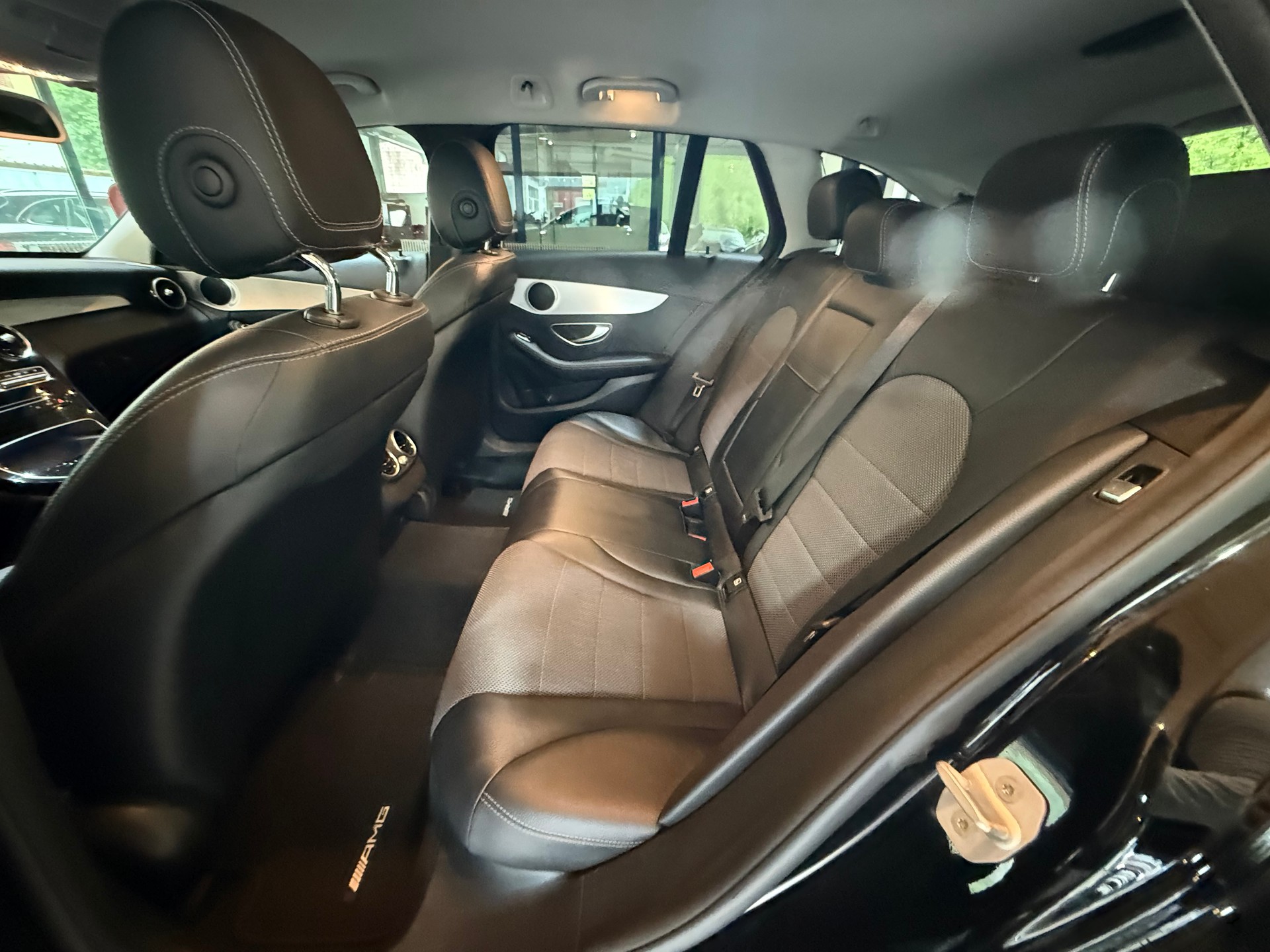 MERCEDES-BENZ C 220-image-11