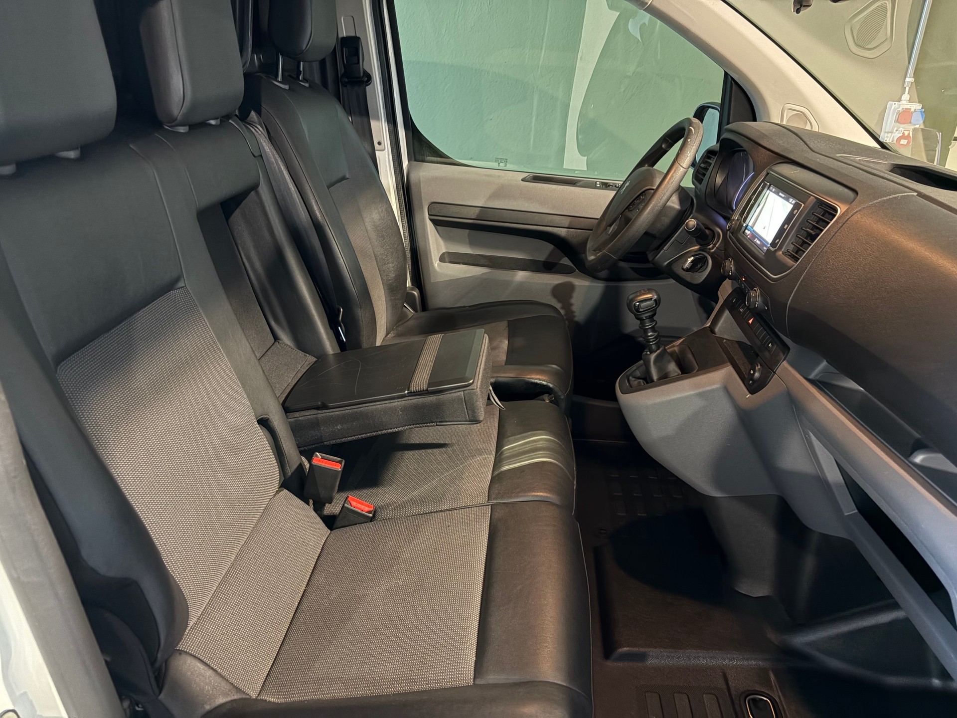 PEUGEOT Expert 2.0 BlueHDi 150 S&S Allure Long * WÜRTH-Fahrzeugeinrichtung*Anhängerkupplung*-image-21