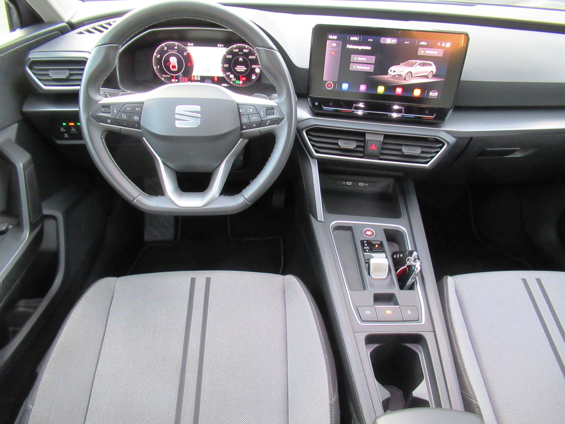 SEAT Leon ST 2.0 TDI EVO DSG Style-image-6