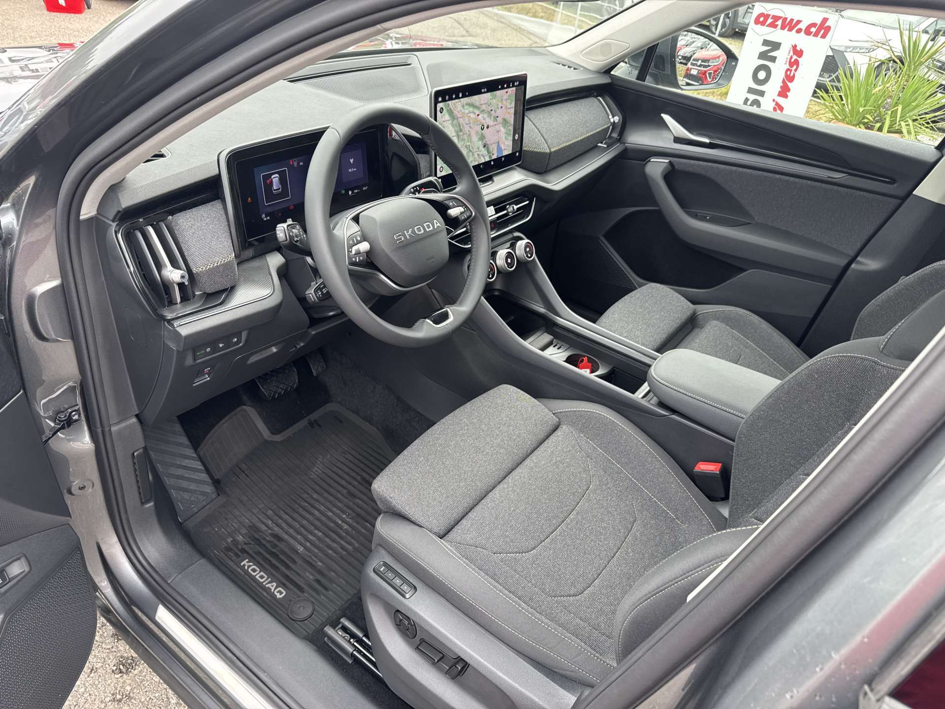 SKODA Kodiaq 2.0 TDi Selection 4x4 7-Plätzer DSG-Automat-image-5