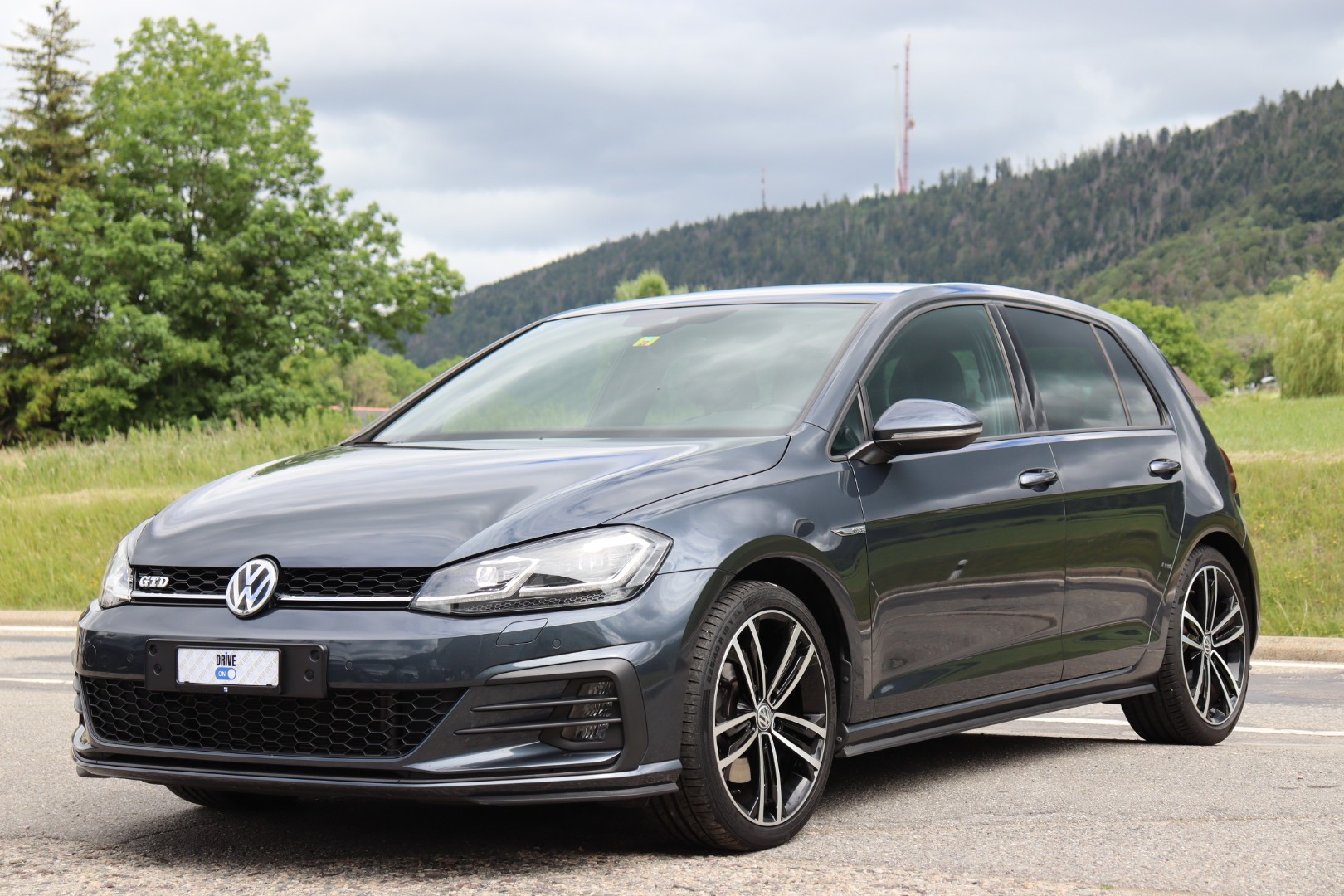 VW Golf 2.0 TDI GTD DSG • EXPERTISE DU JOUR (MFK) • GARANTIE-image-2