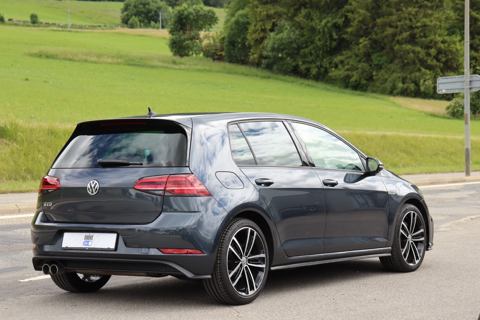 VW Golf 2.0 TDI GTD DSG • EXPERTISE DU JOUR (MFK) • GARANTIE-image-7