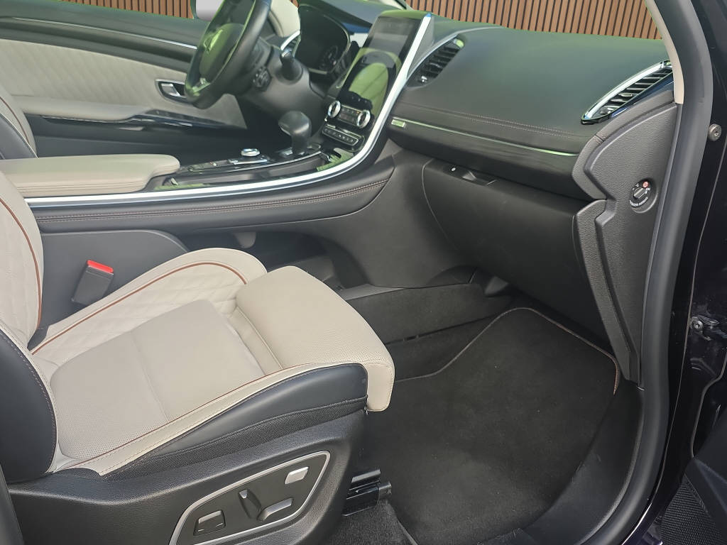 RENAULT Espace 2.0 Blue dCi 200 Initiale EDC-image-13