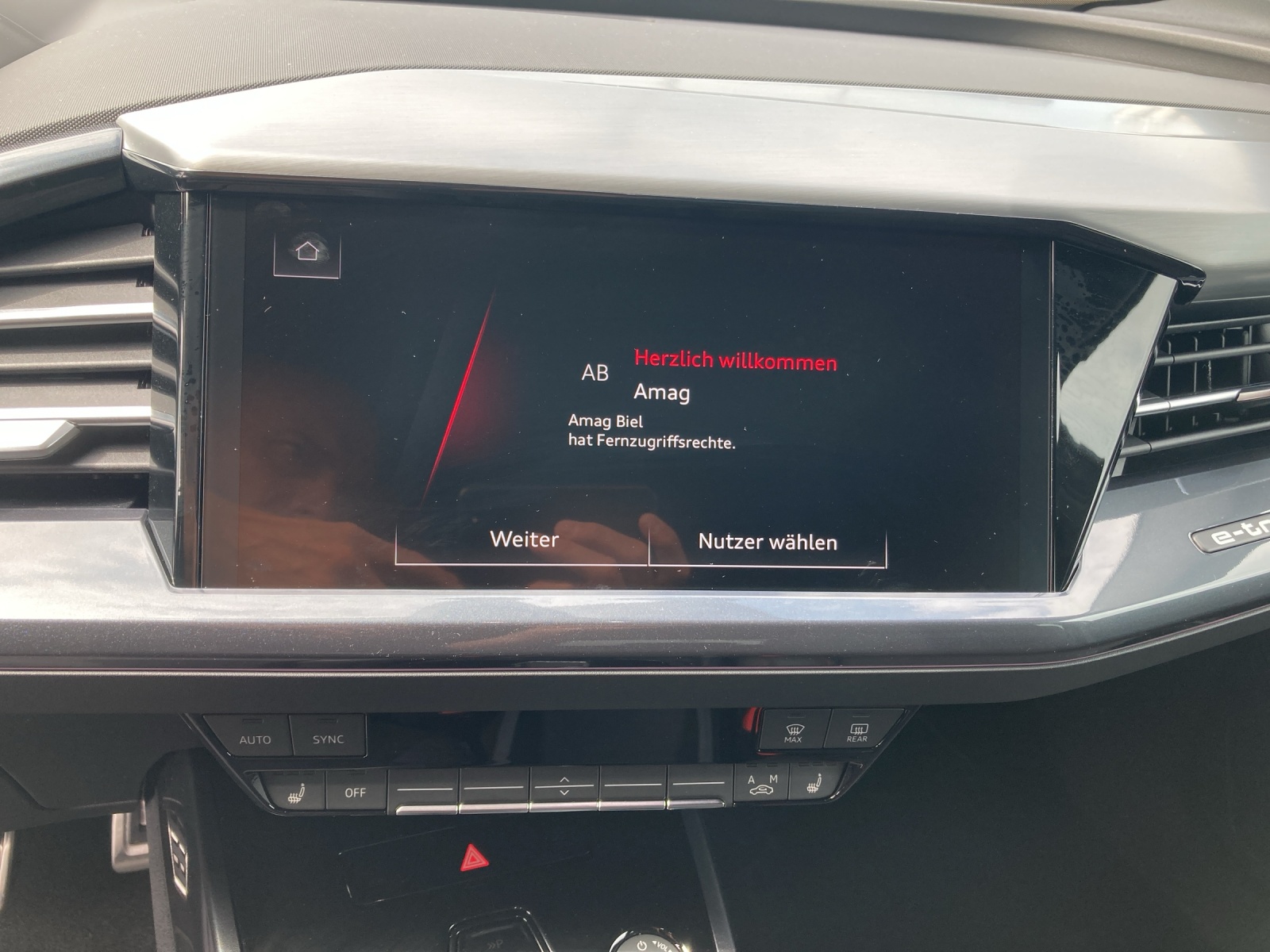 AUDI Q4 Sportback e-tron 45 Edition Swiss Ski quattro-image-10