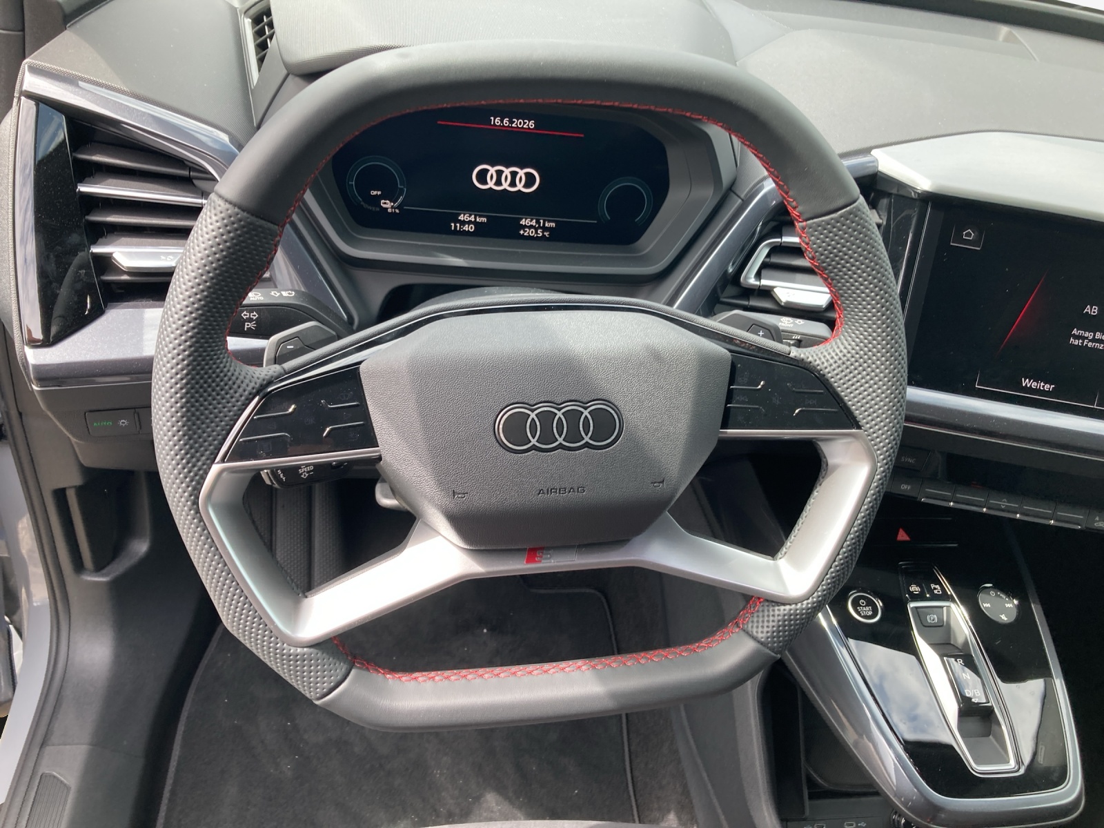 AUDI Q4 Sportback e-tron 45 Edition Swiss Ski quattro-image-9