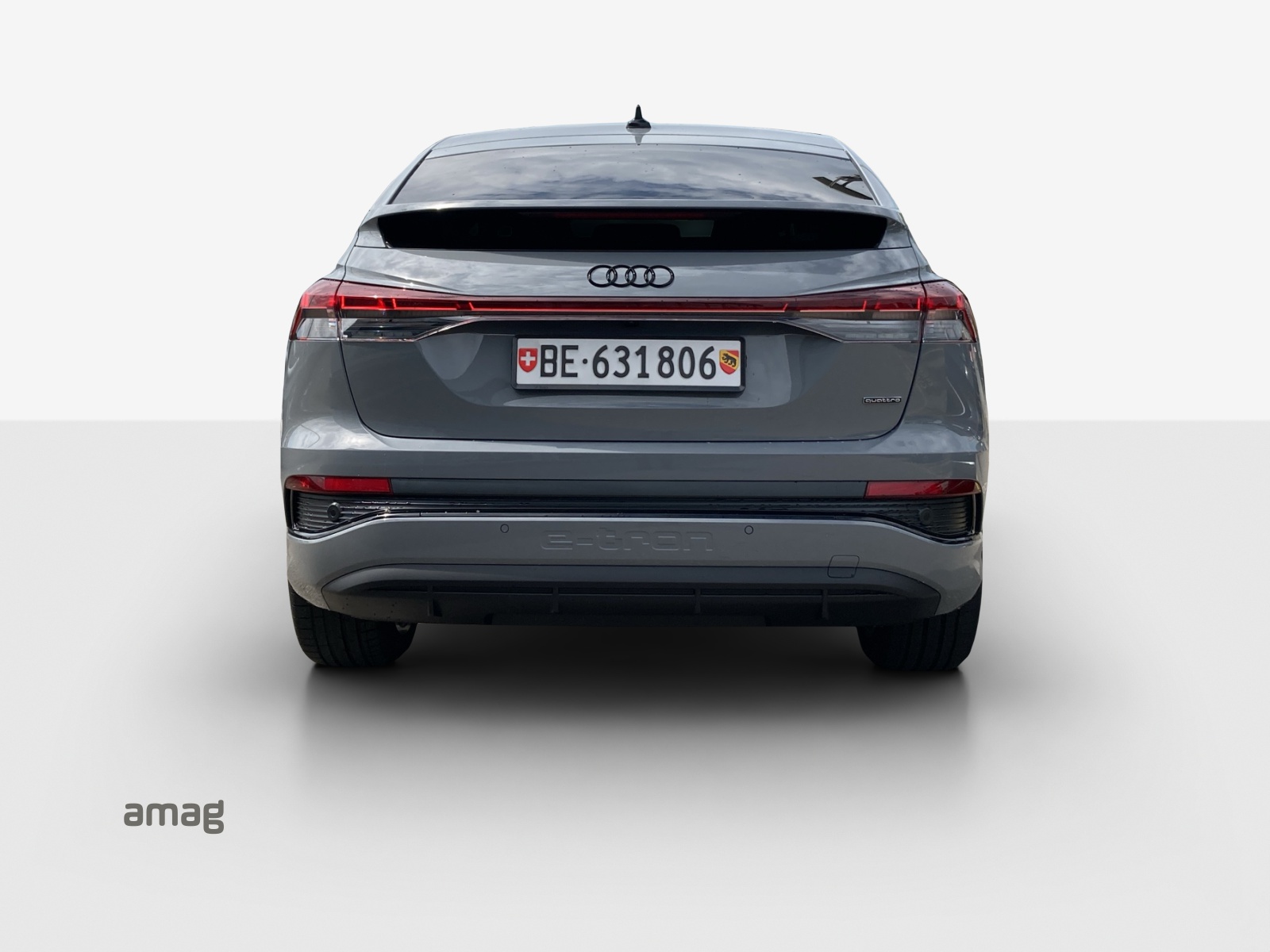 AUDI Q4 Sportback e-tron 45 Edition Swiss Ski quattro-image-3