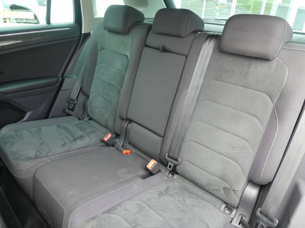 VW Tiguan 2.0TSI Highline 4Motion DSG-image-11