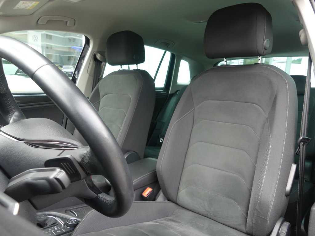VW Tiguan 2.0TSI Highline 4Motion DSG-image-9