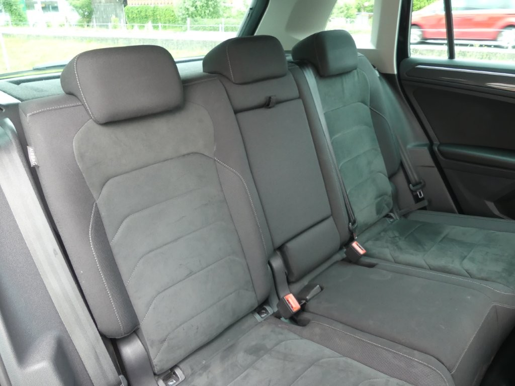 VW Tiguan 2.0TSI Highline 4Motion DSG-image-12