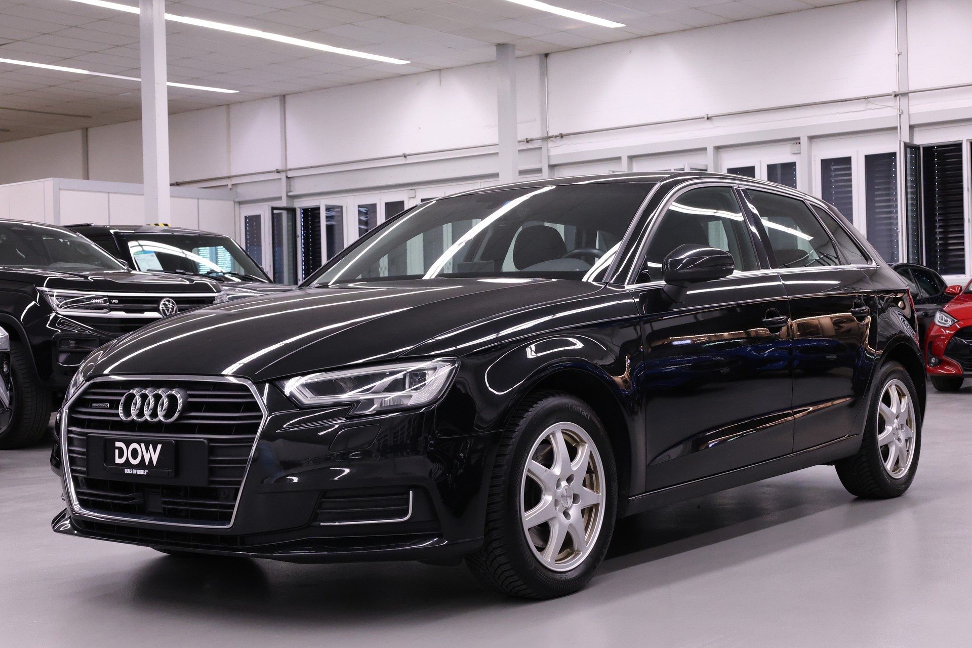 AUDI A3 Sportback 2.0 T FSI Design qu. S-Tronic-image-2