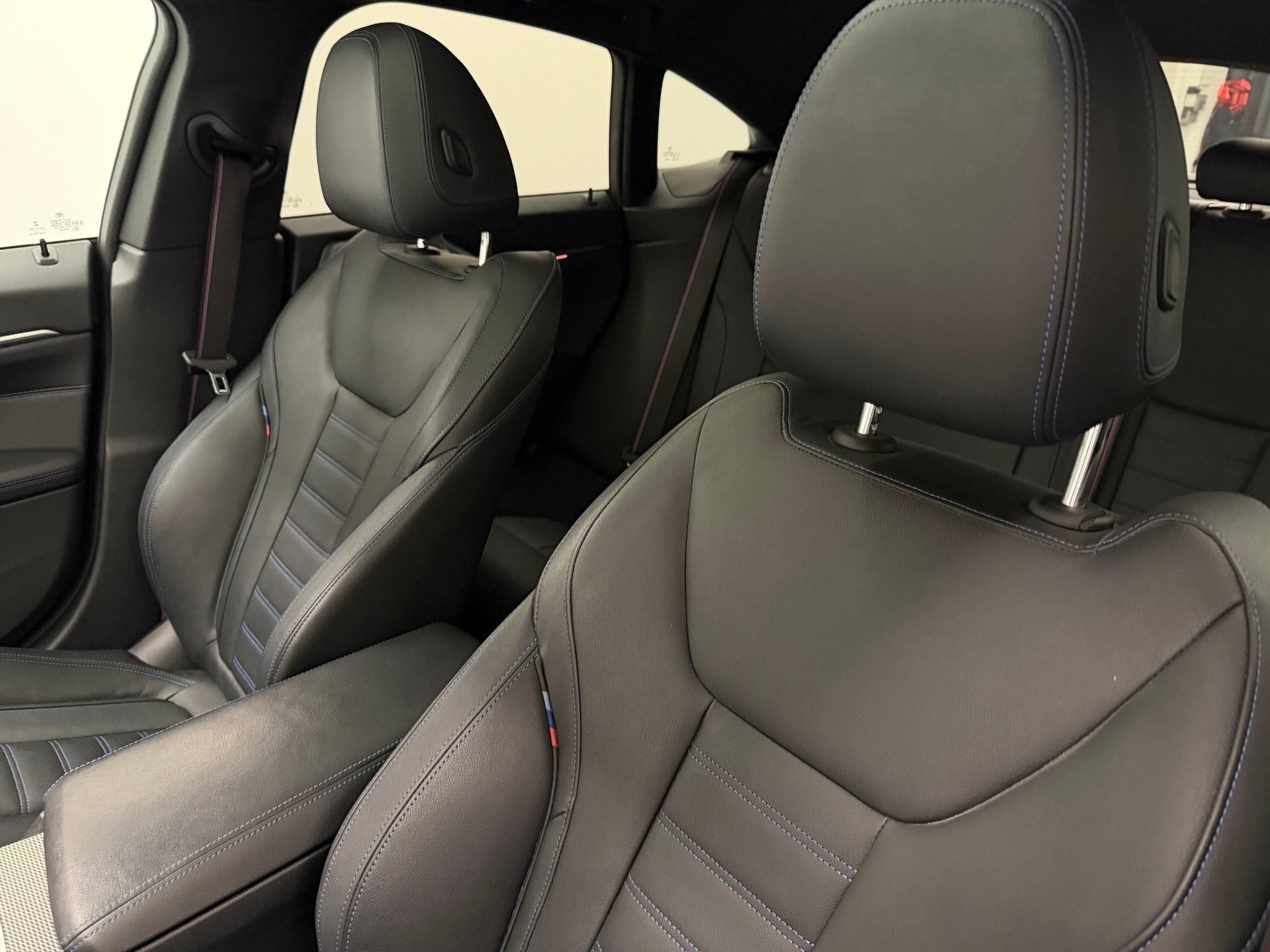 BMW M440i xDrive Gran Coupé-image-13
