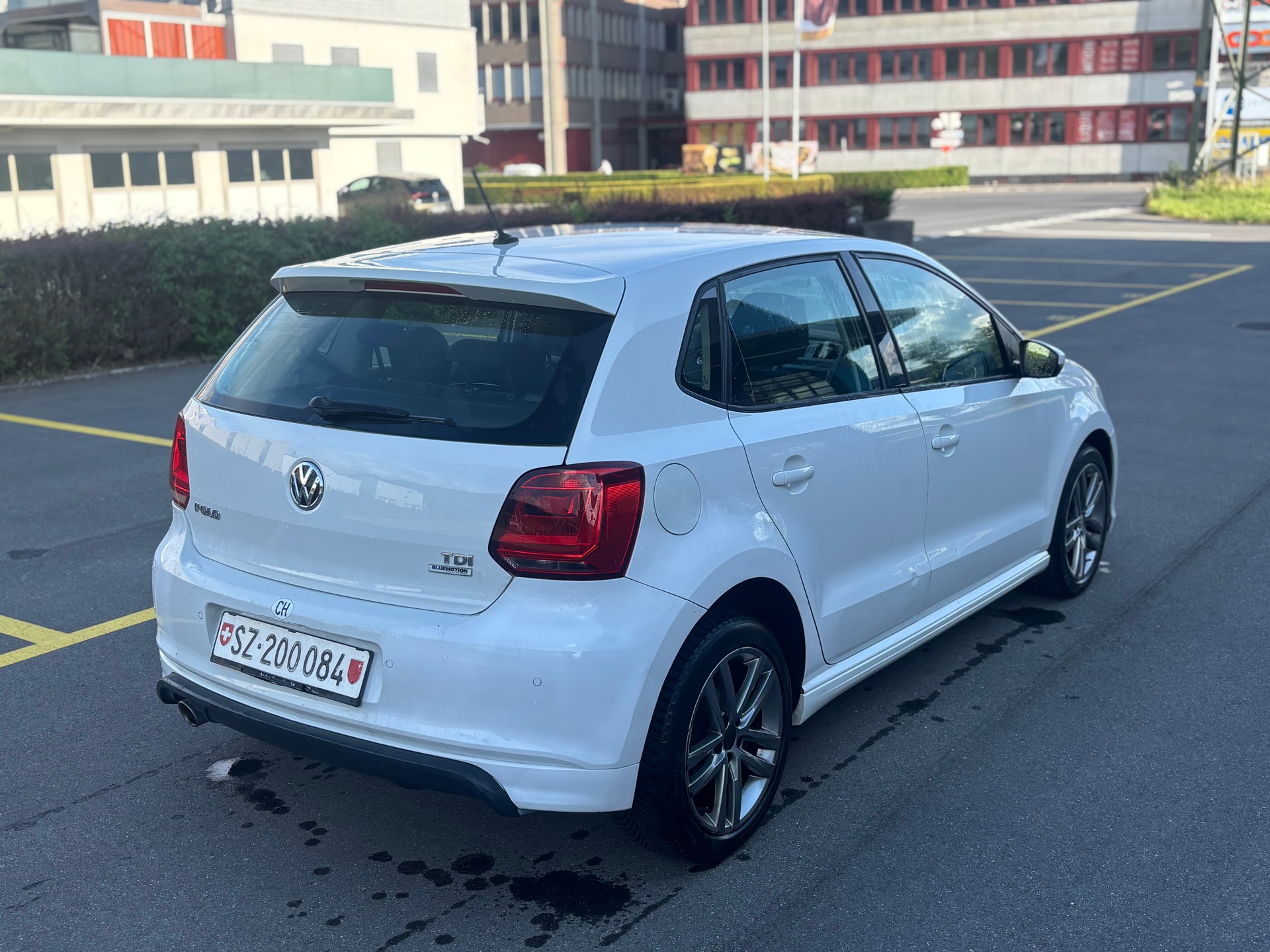 VW POLO R-LINE 1.4TDI DSG 2018-image-1