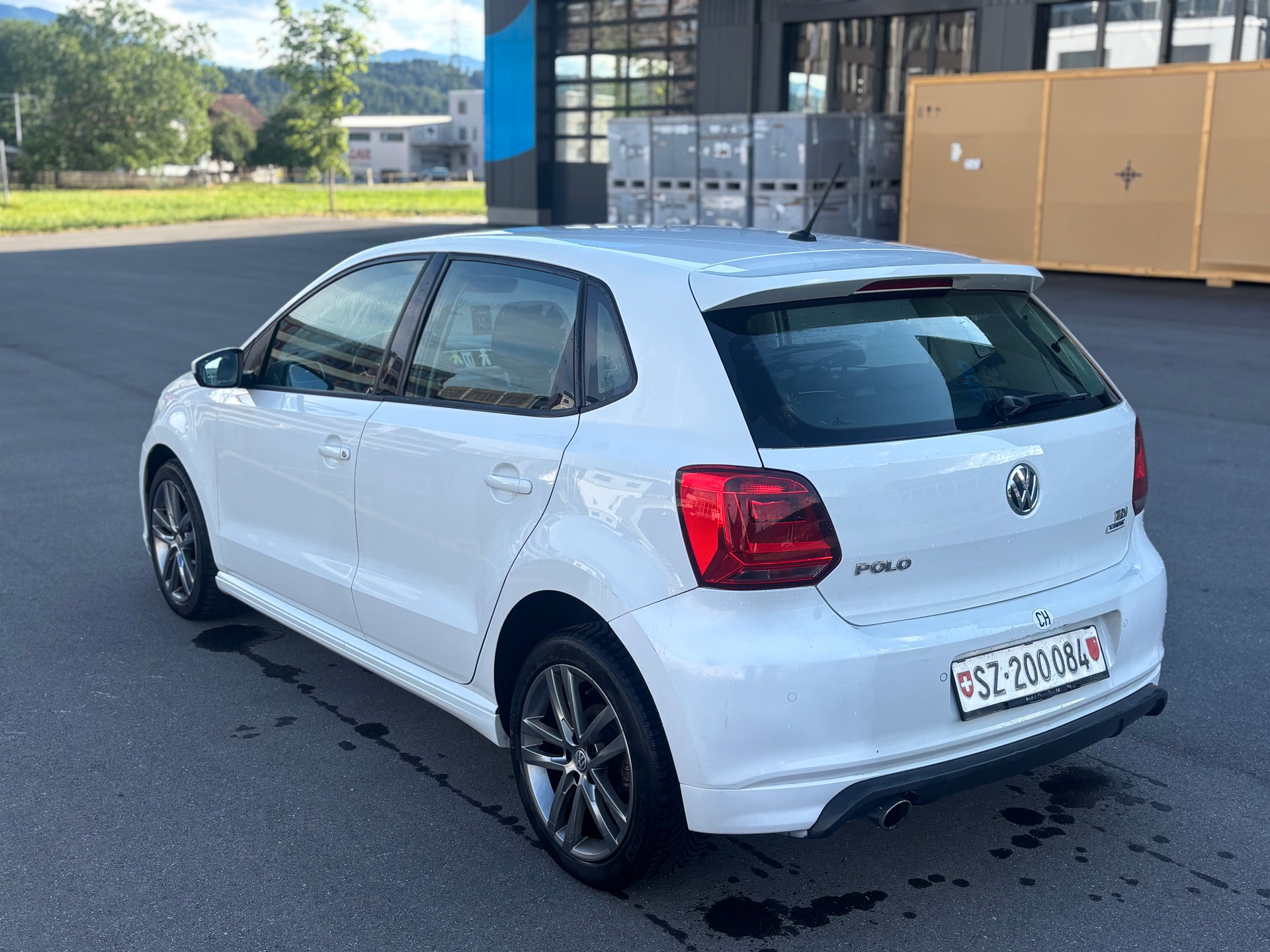 VW POLO R-LINE 1.4TDI DSG 2018-image-2