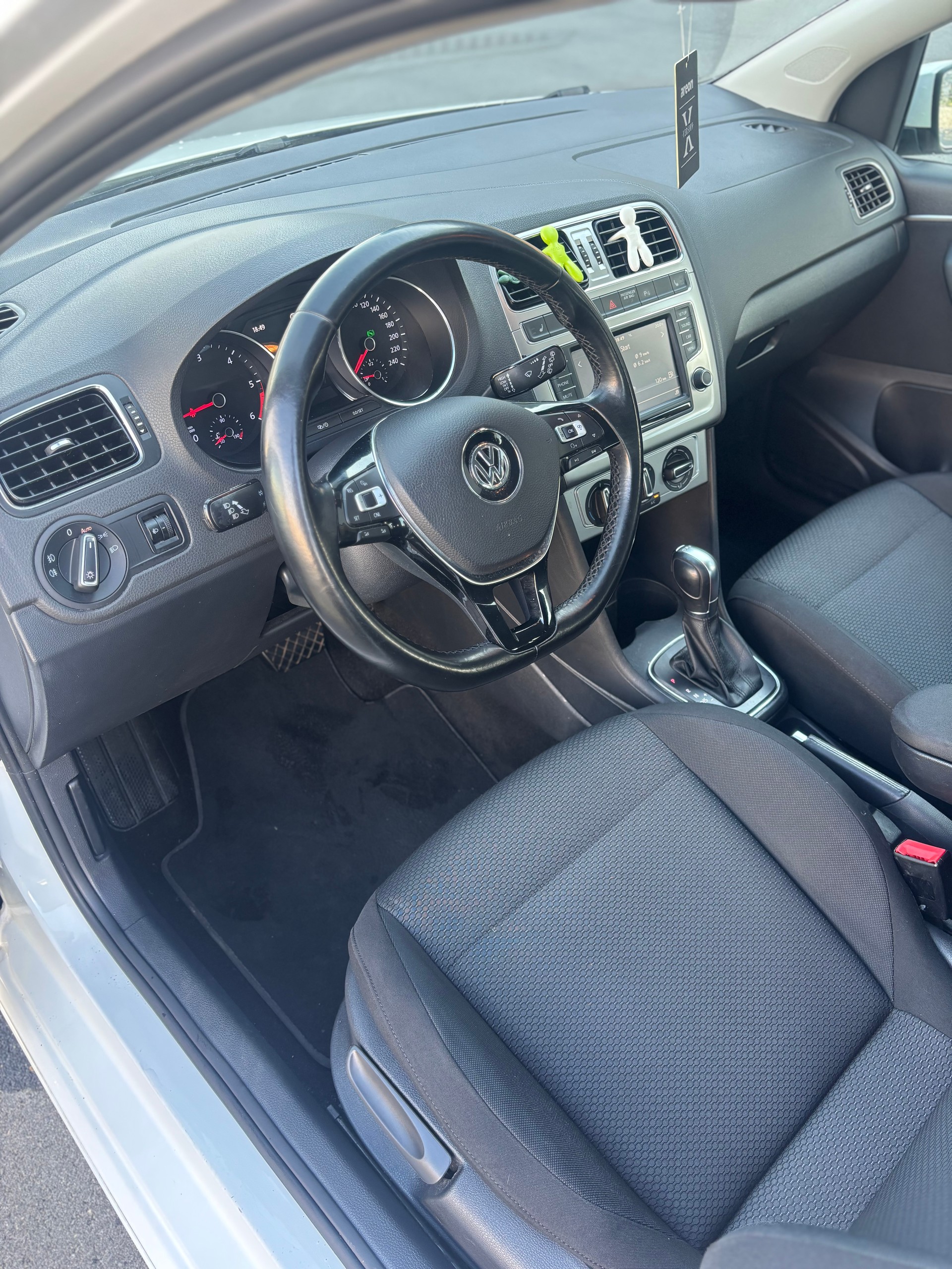 VW POLO R-LINE 1.4TDI DSG 2018-image-3