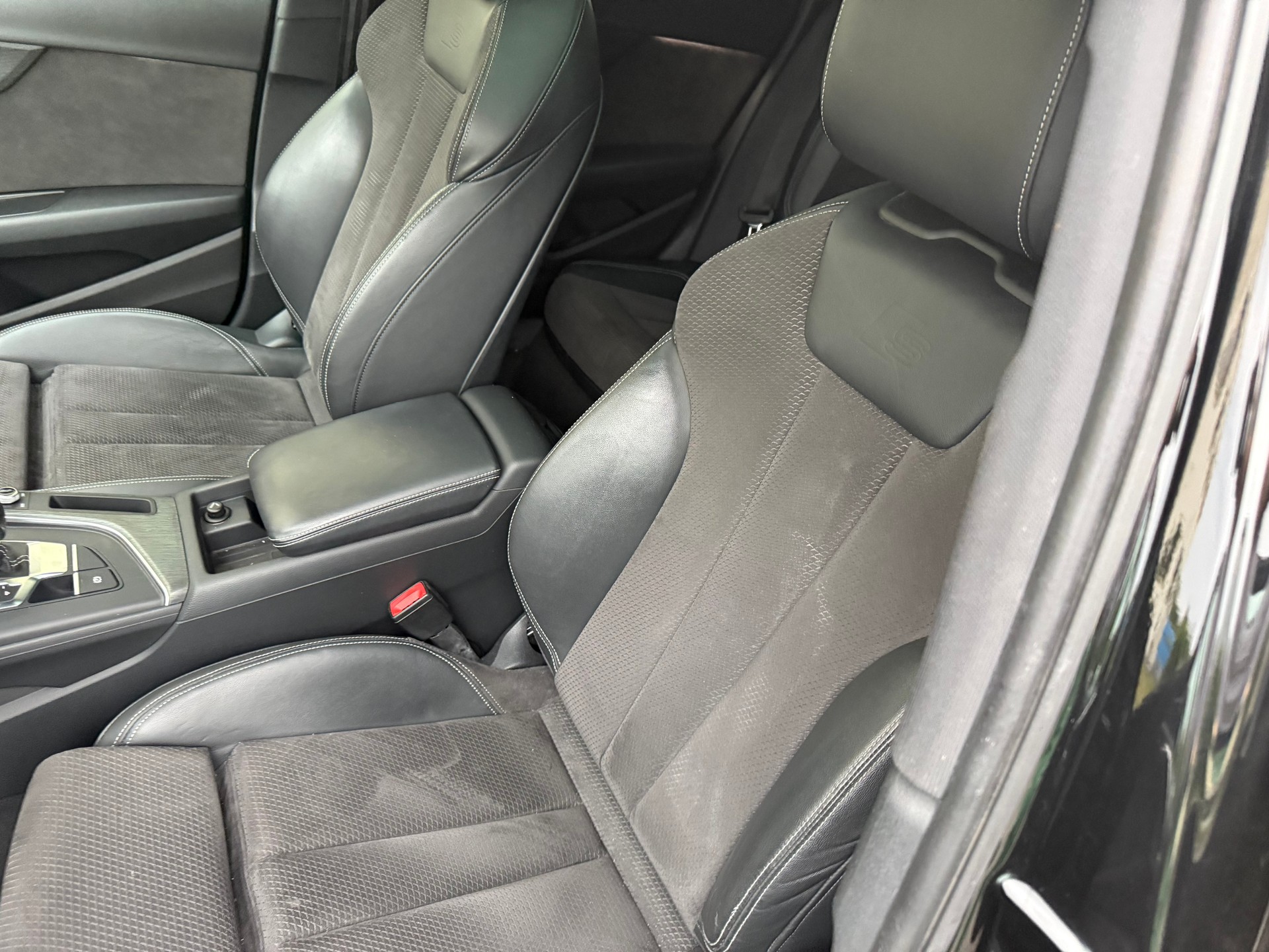 AUDI A4 Avant 3.0 TDI Sport quattro tiptronic-image-6