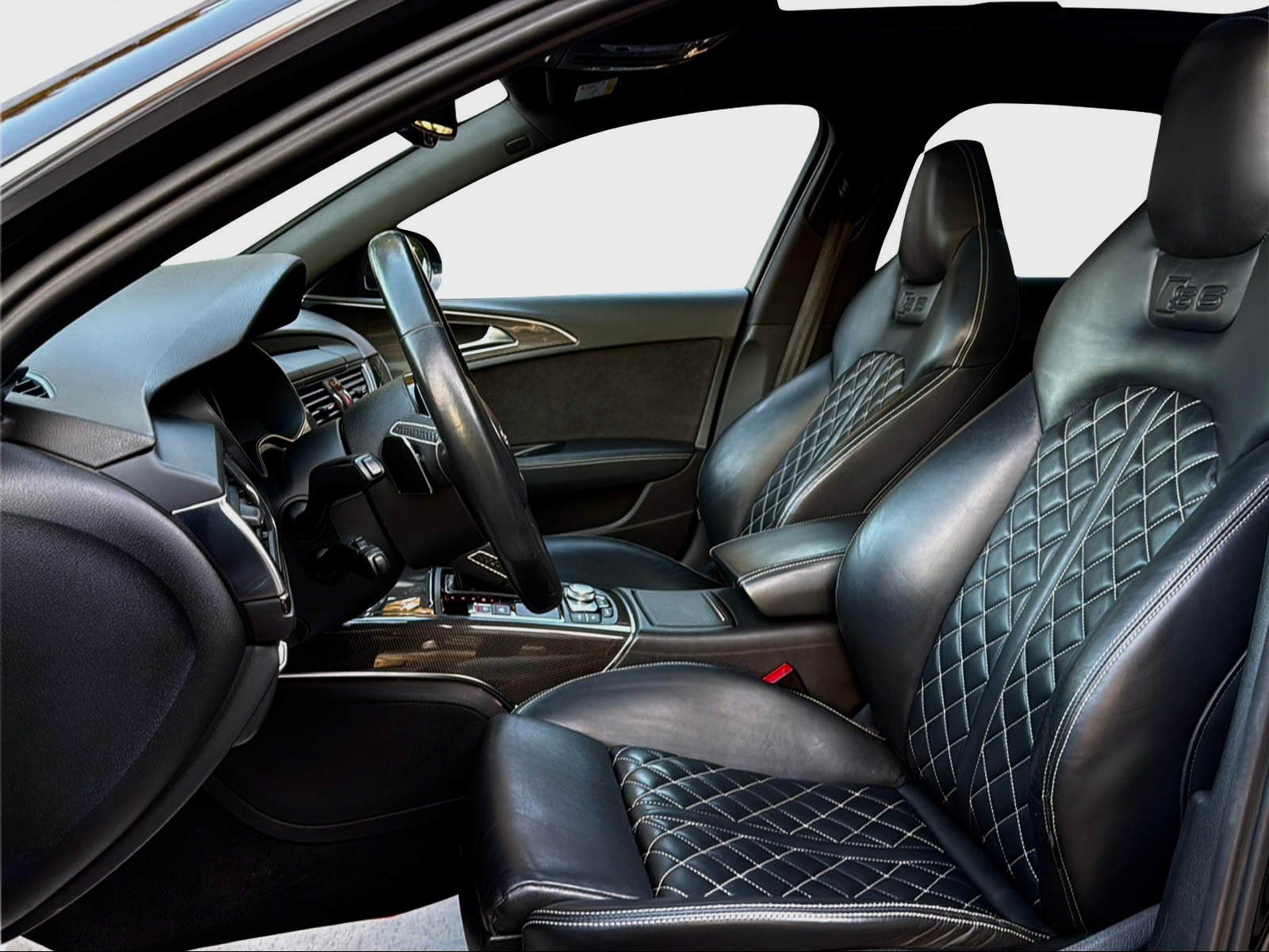 AUDI S6 Avant 4.0 TFSI V8 quattro S-tronic-image-8
