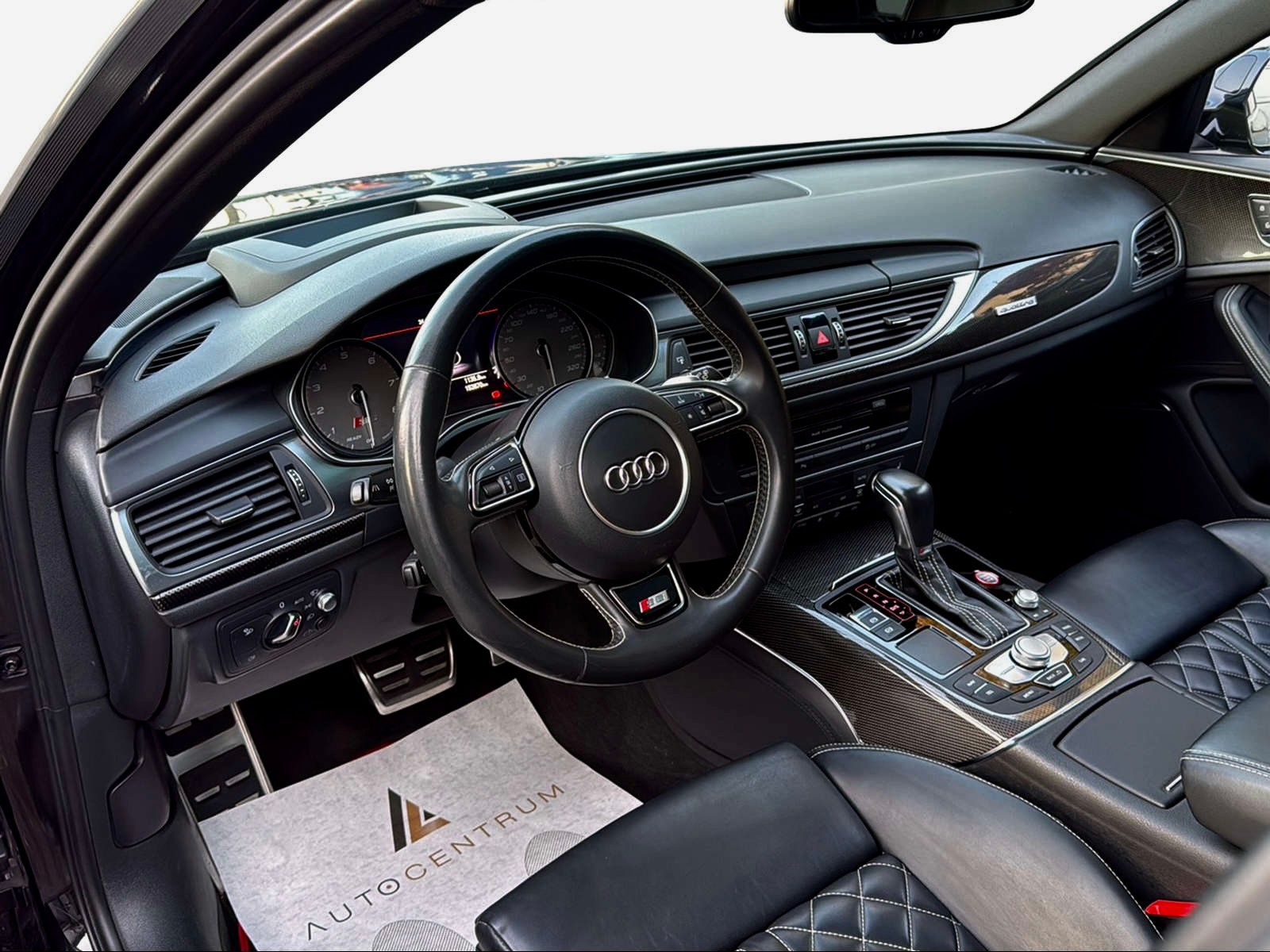 AUDI S6 Avant 4.0 TFSI V8 quattro S-tronic-image-1