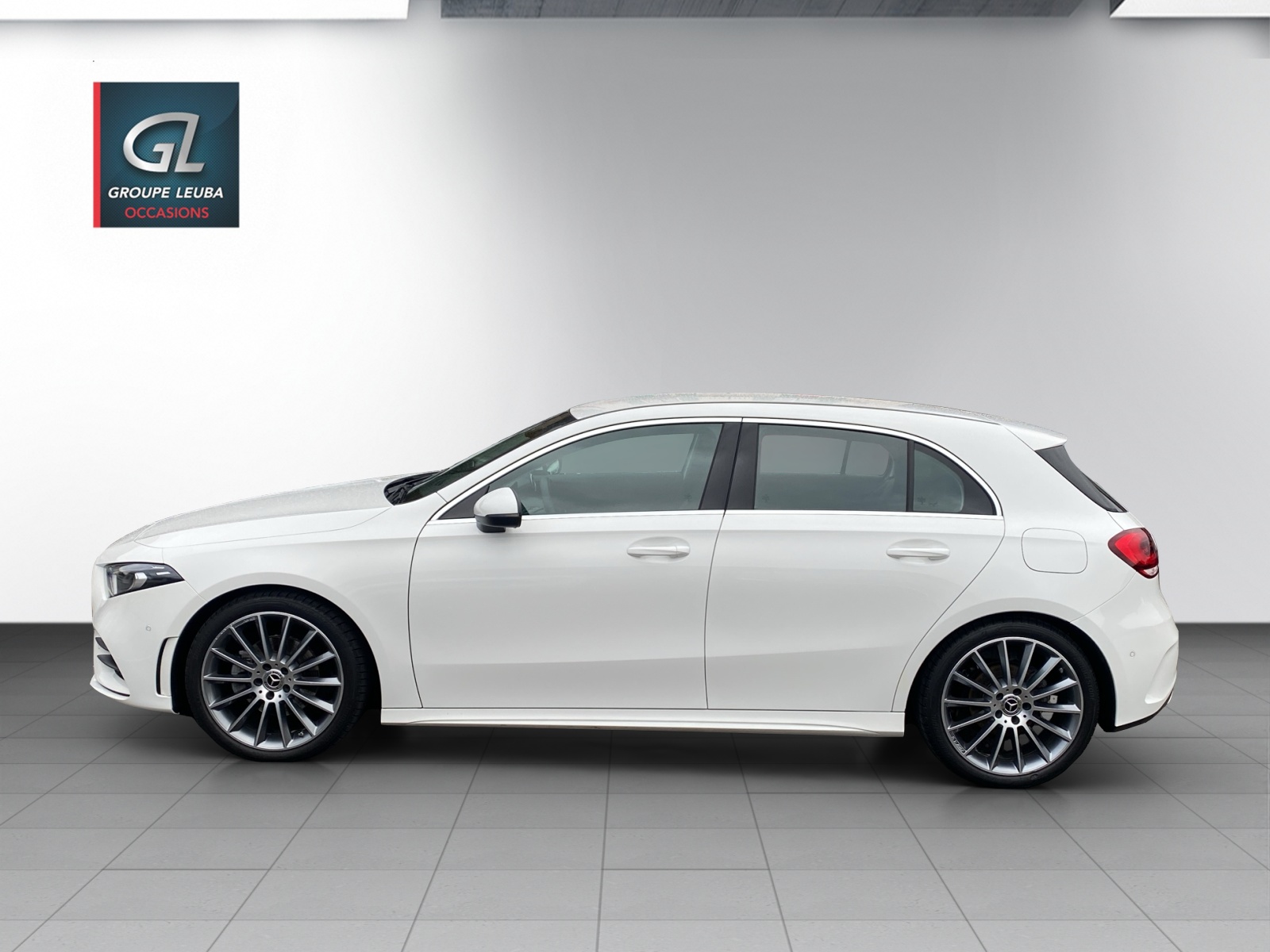 Image MERCEDES-BENZ A-200 A 200 AMG Line 4Matic
