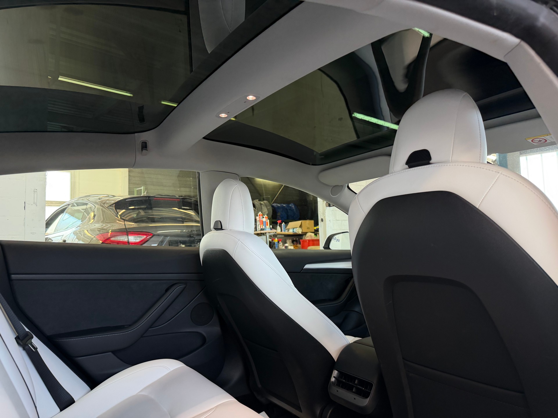 TESLA Model 3 Long Range Dual Motor AWD | Frisch MFK | Tesla Garantie | AHK-image-12