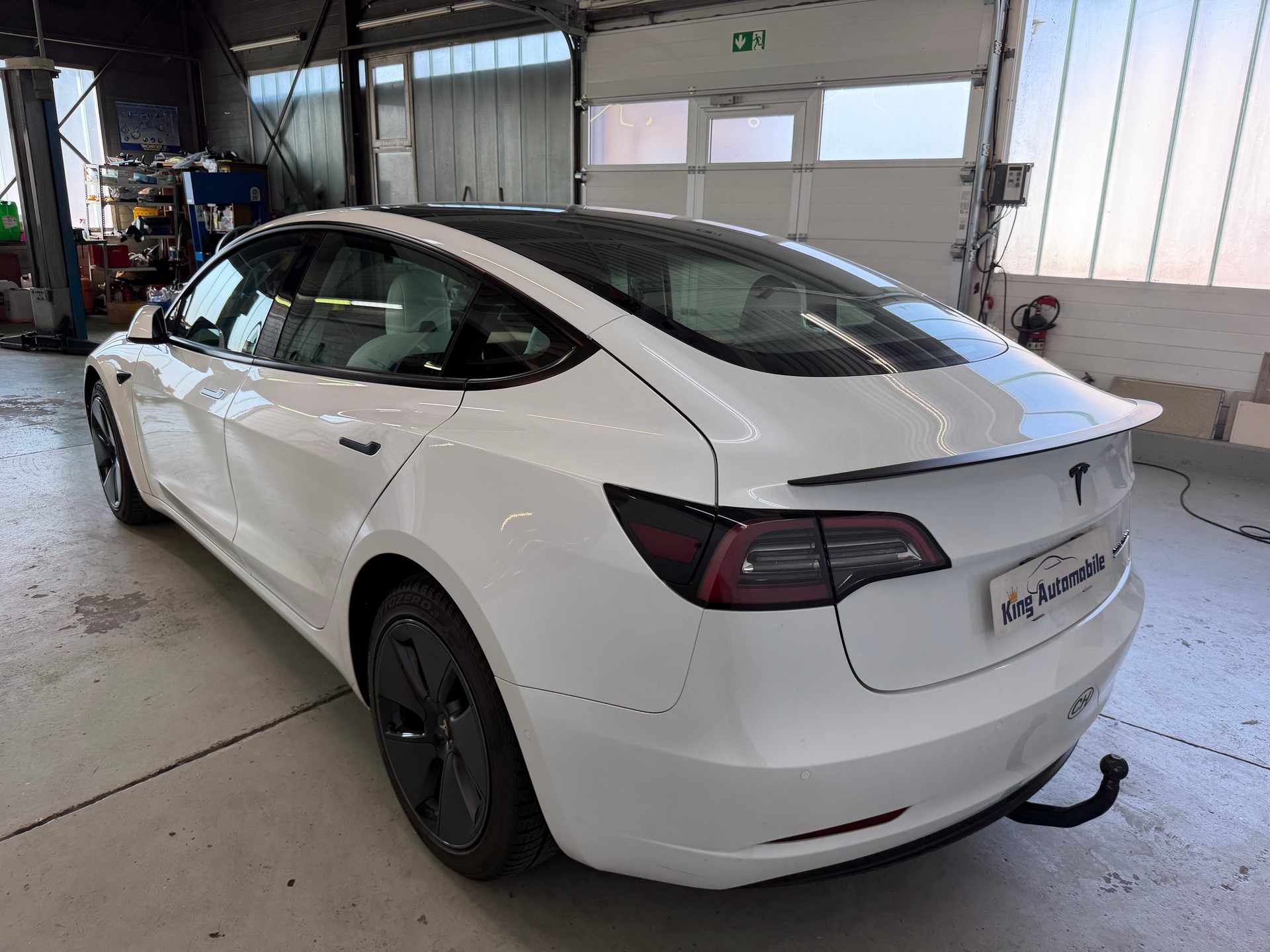TESLA Model 3 Long Range Dual Motor AWD | Frisch MFK | Tesla Garantie | AHK-image-4