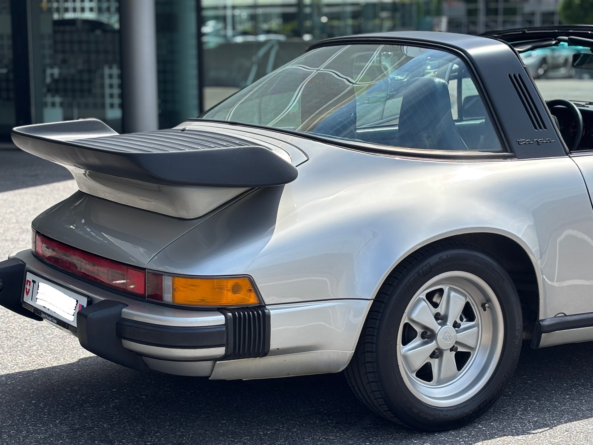 PORSCHE 3.0 SC Targa-image-6