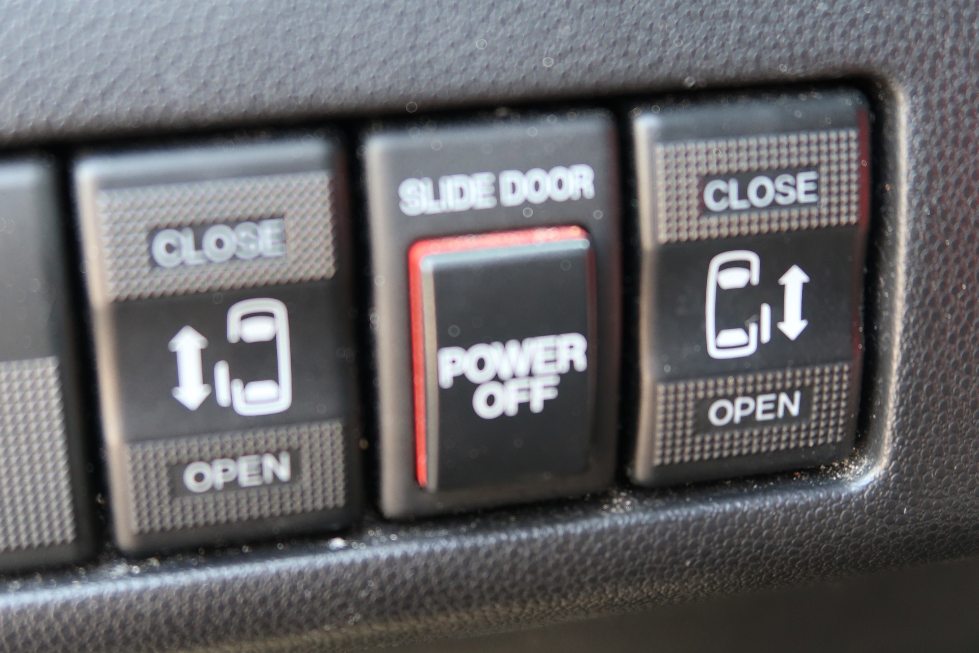 MAZDA 5 2.0 16V Sport-image-8