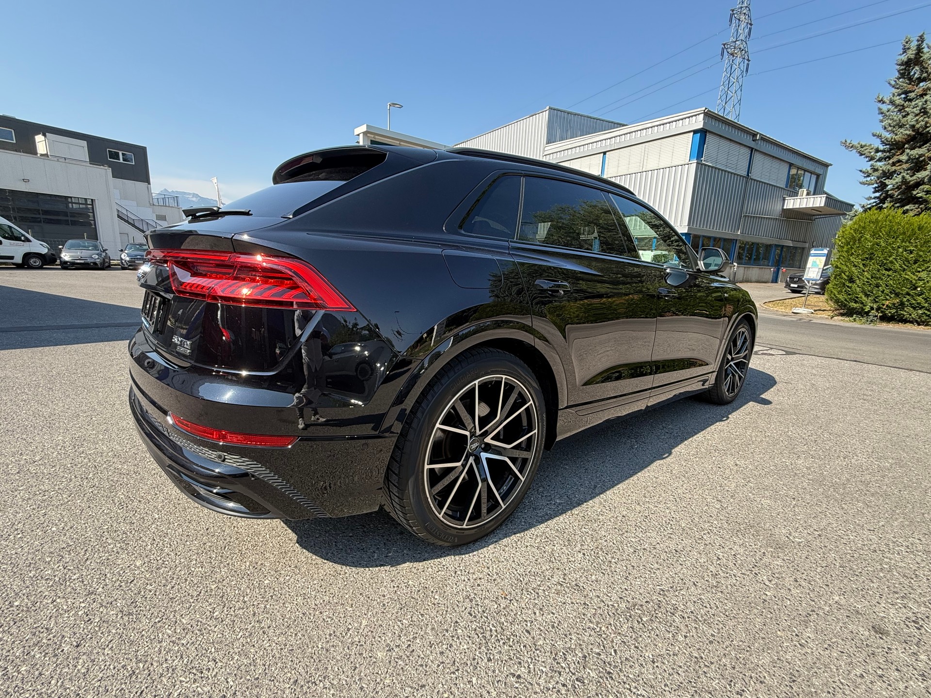 AUDI Q8 50 TDI quattro tiptronic-image-3