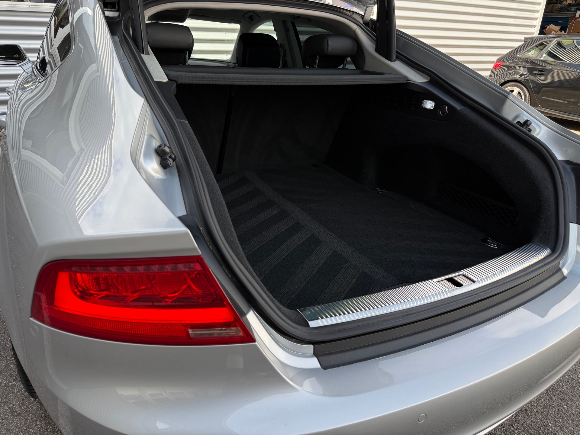 AUDI A7 Sportback 3.0 TDI quattro S-tronic-image-15