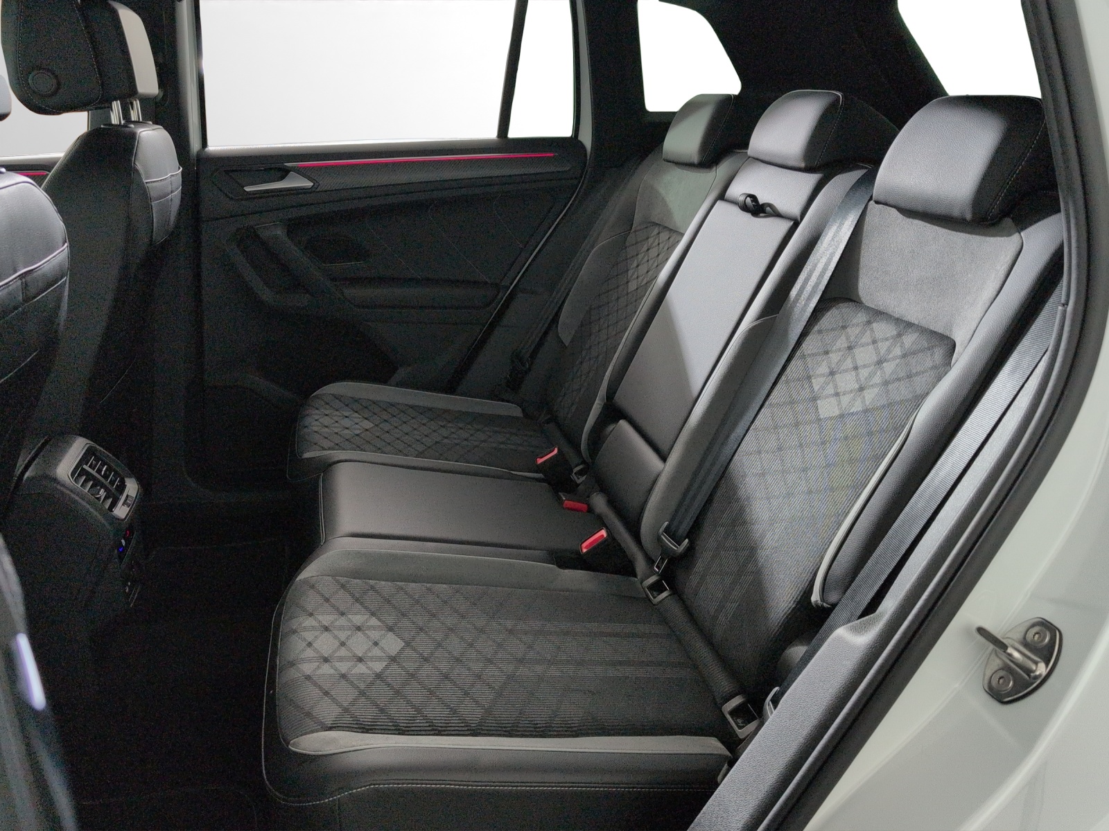 VW Tiguan 2.0TSI R-Line 4Motion DSG-image-7