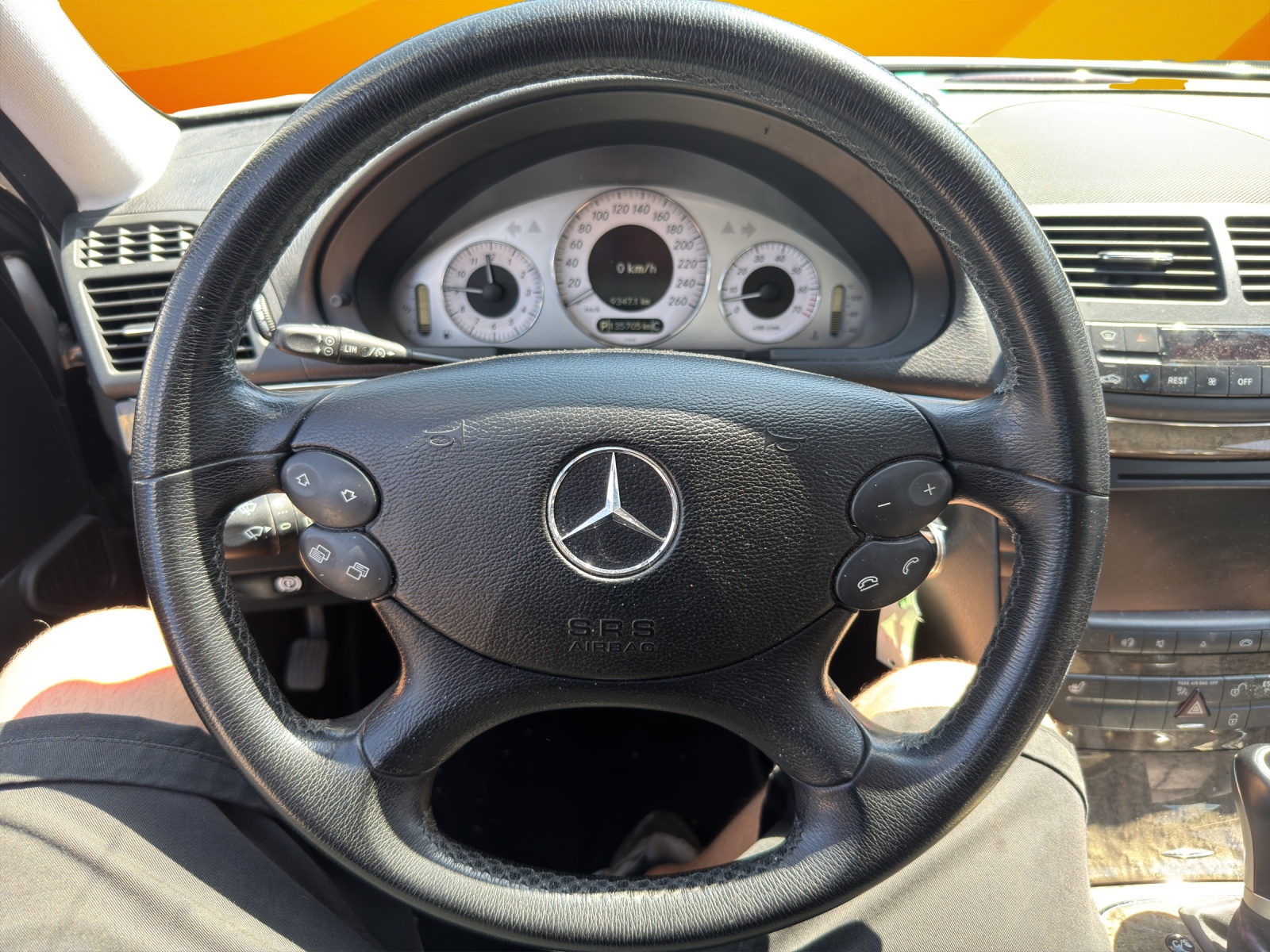 MERCEDES-BENZ E 350 Avantgarde 4Matic Automatic-image-9