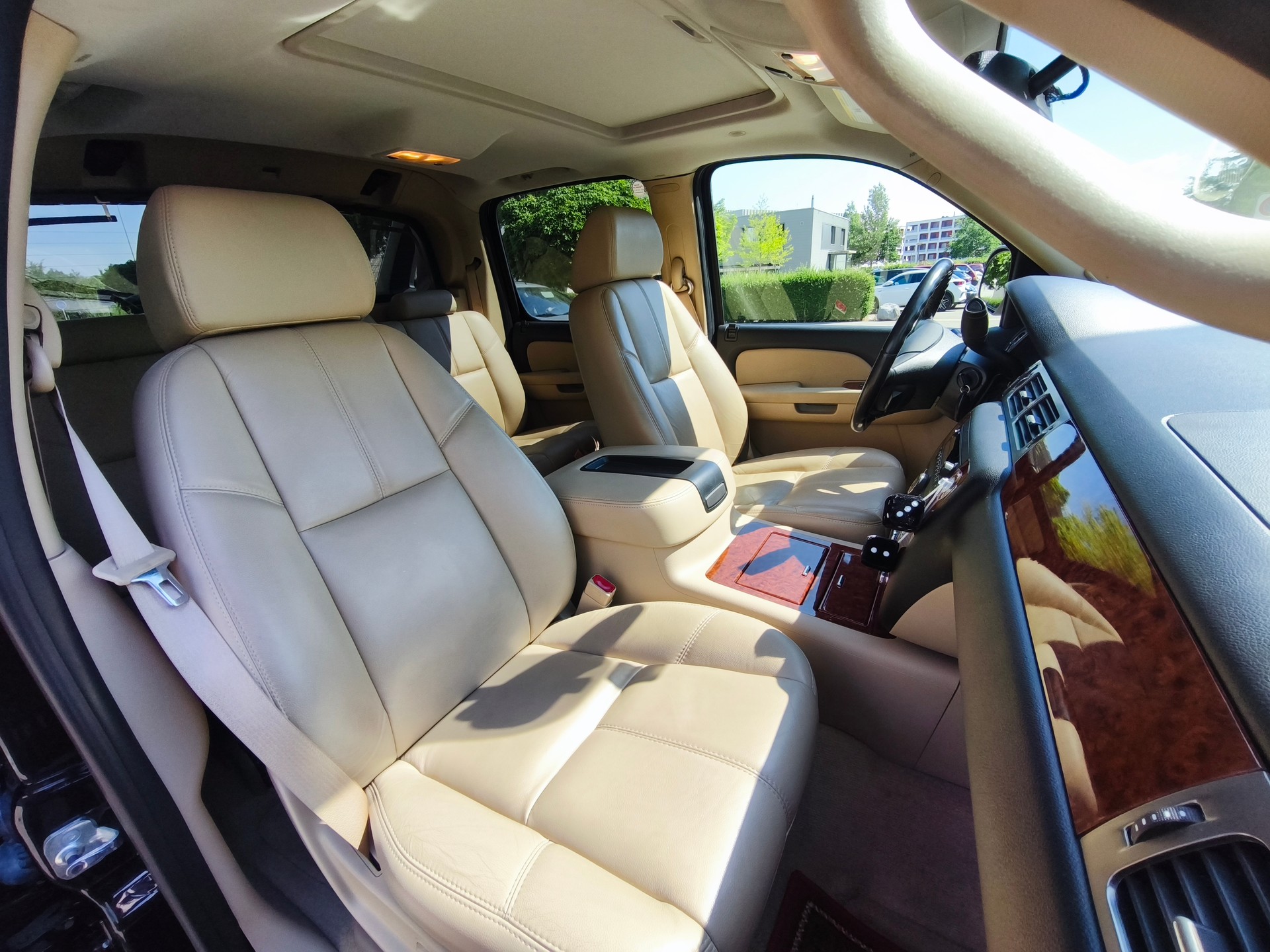 CHEVROLET LTZ-image-3