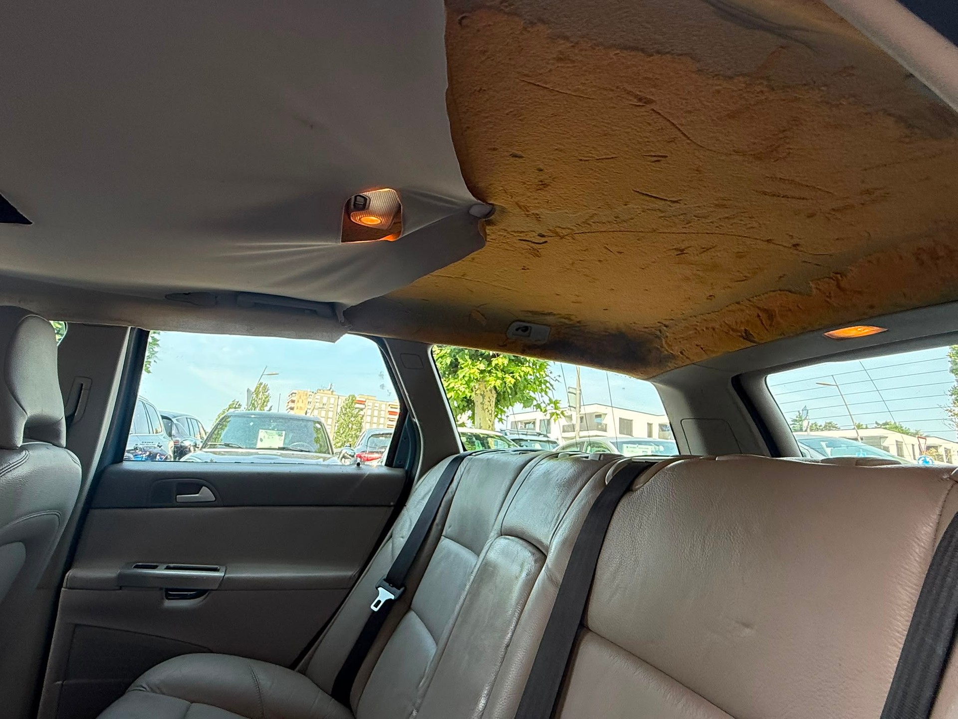 VOLVO V50 2.4I Momentum automatique-image-9