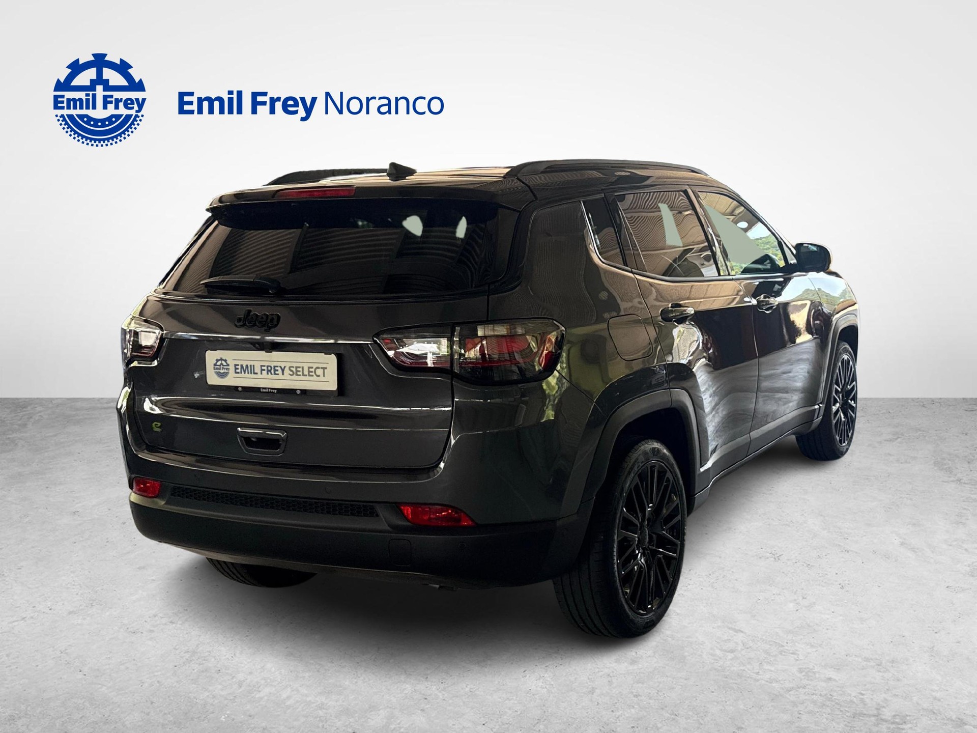 JEEP Compass 1.5 Turbo Upland + Ruote invernali incluse-image-4