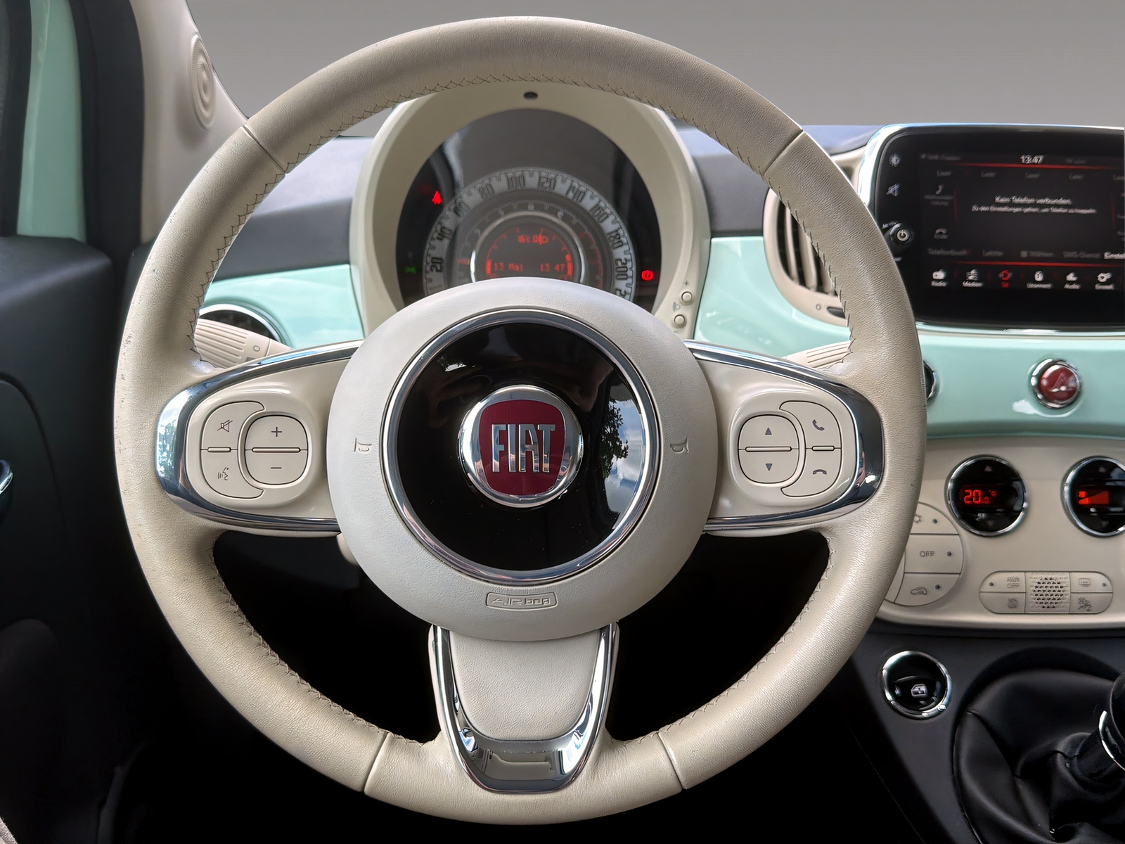 FIAT 500 C 0.9 T TwinAir Lounge-image-9