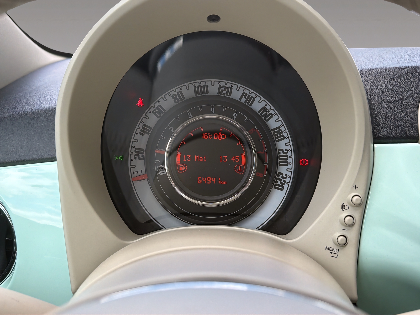 FIAT 500 C 0.9 T TwinAir Lounge-image-10