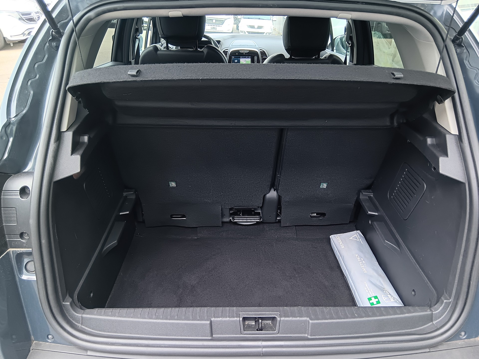 RENAULT Captur 1.2 T 16V Outdoor EDC-image-3