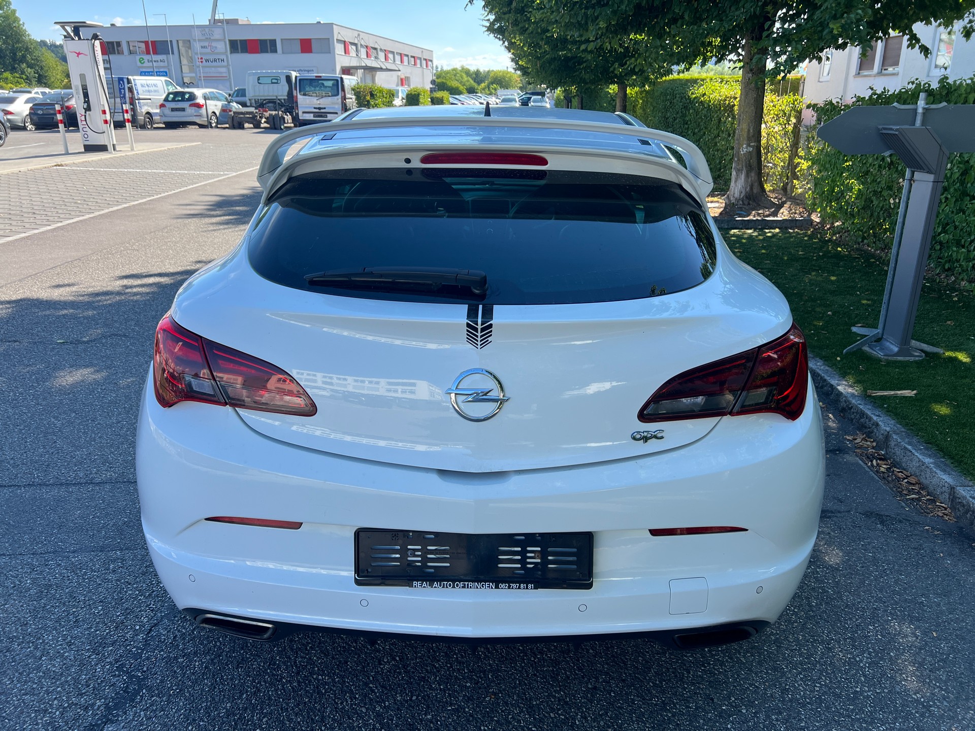 OPEL Astra GTC 2.0i 16V Turbo OPC-image-4