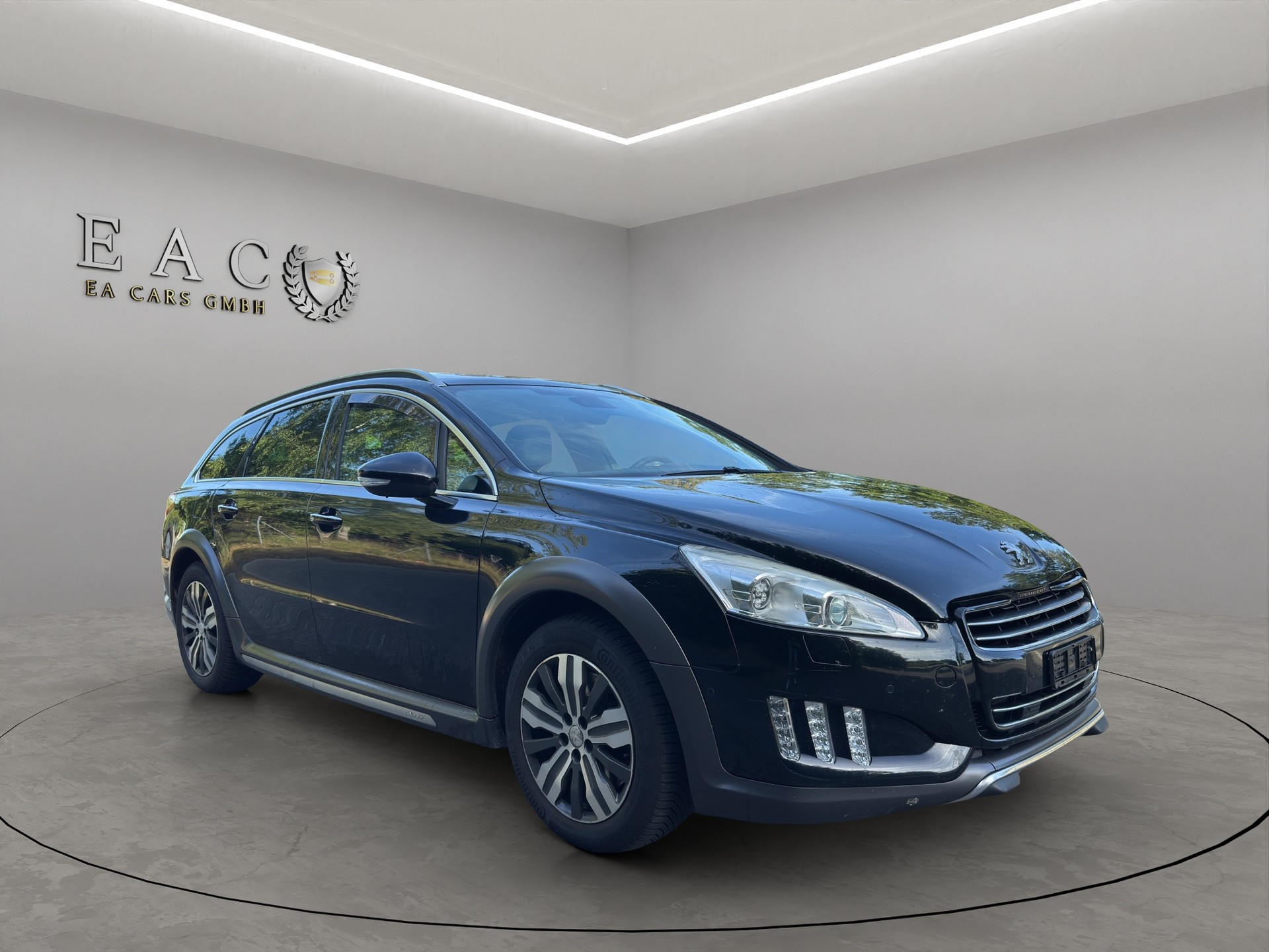 PEUGEOT 508 RXH 2.0 HDI Hybrid4 EGS6-image-6