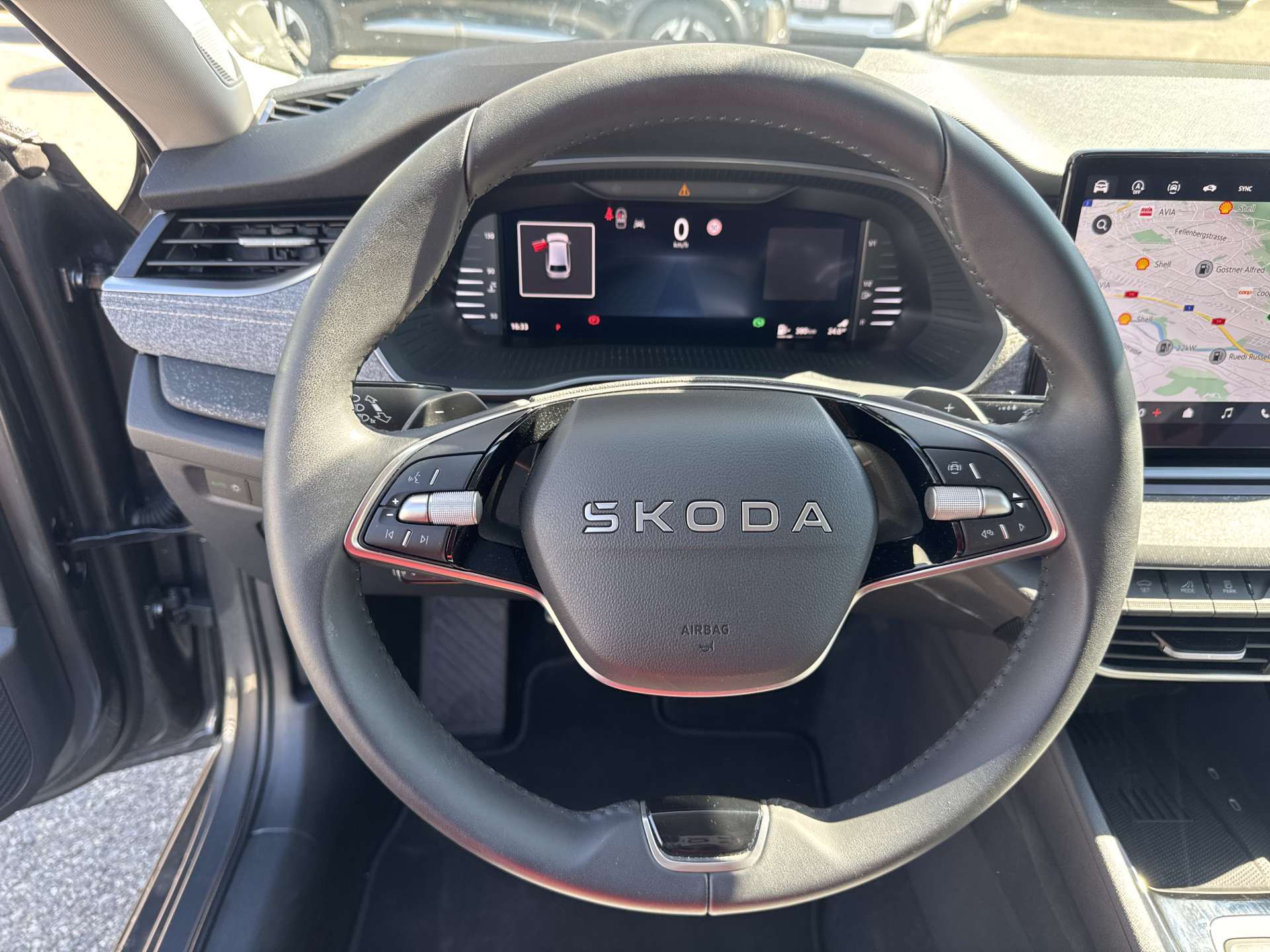 SKODA Octavia Combi 2.0 TDi Selection DSG-Automat-image-15