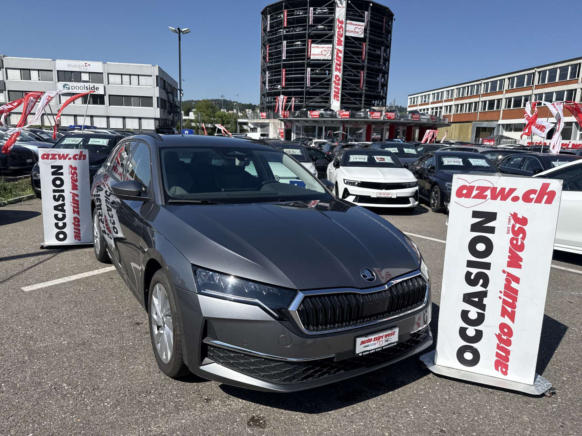 SKODA Octavia Combi 2.0 TDi Selection DSG-Automat-image-0