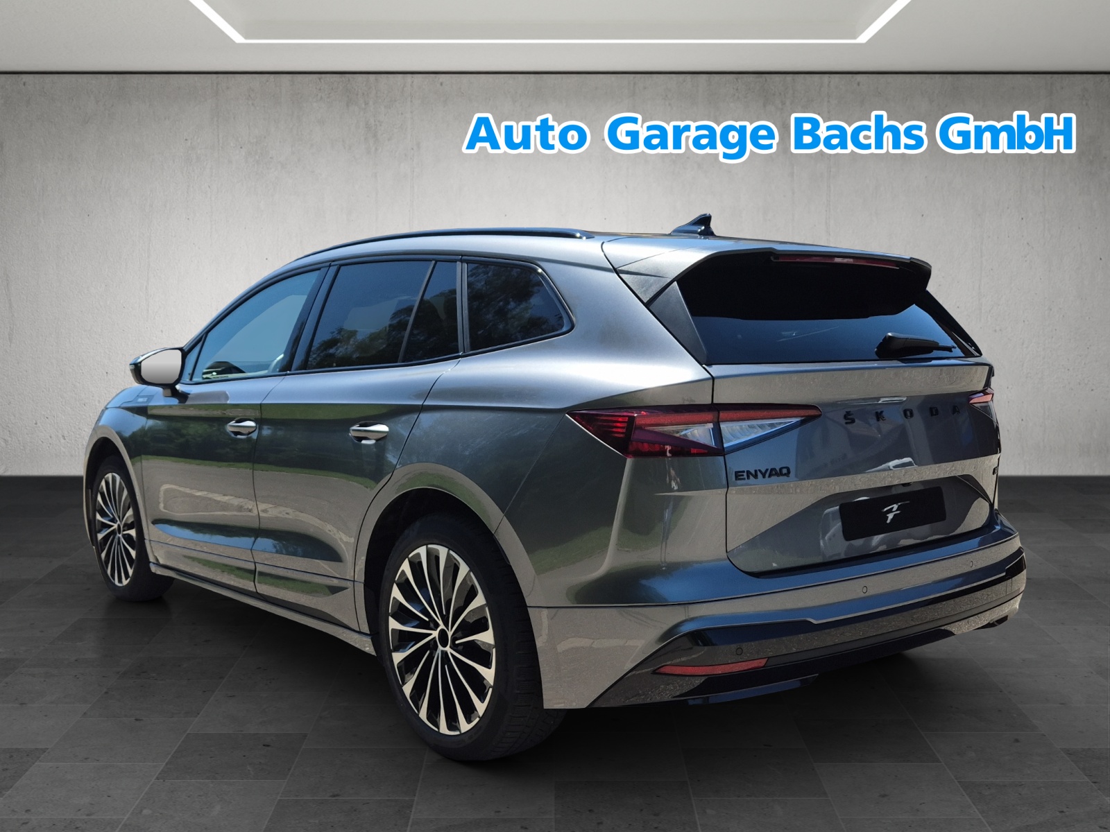 SKODA Enyaq iV 80 SportLine*360°Kamera*Panoramadach*Head up Display*Anhängerkupplung*-image-5
