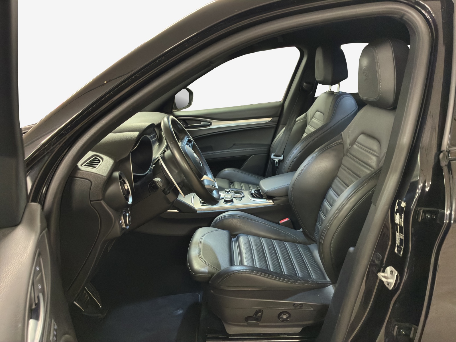 ALFA ROMEO Stelvio 2.0 Veloce Q4-image-7