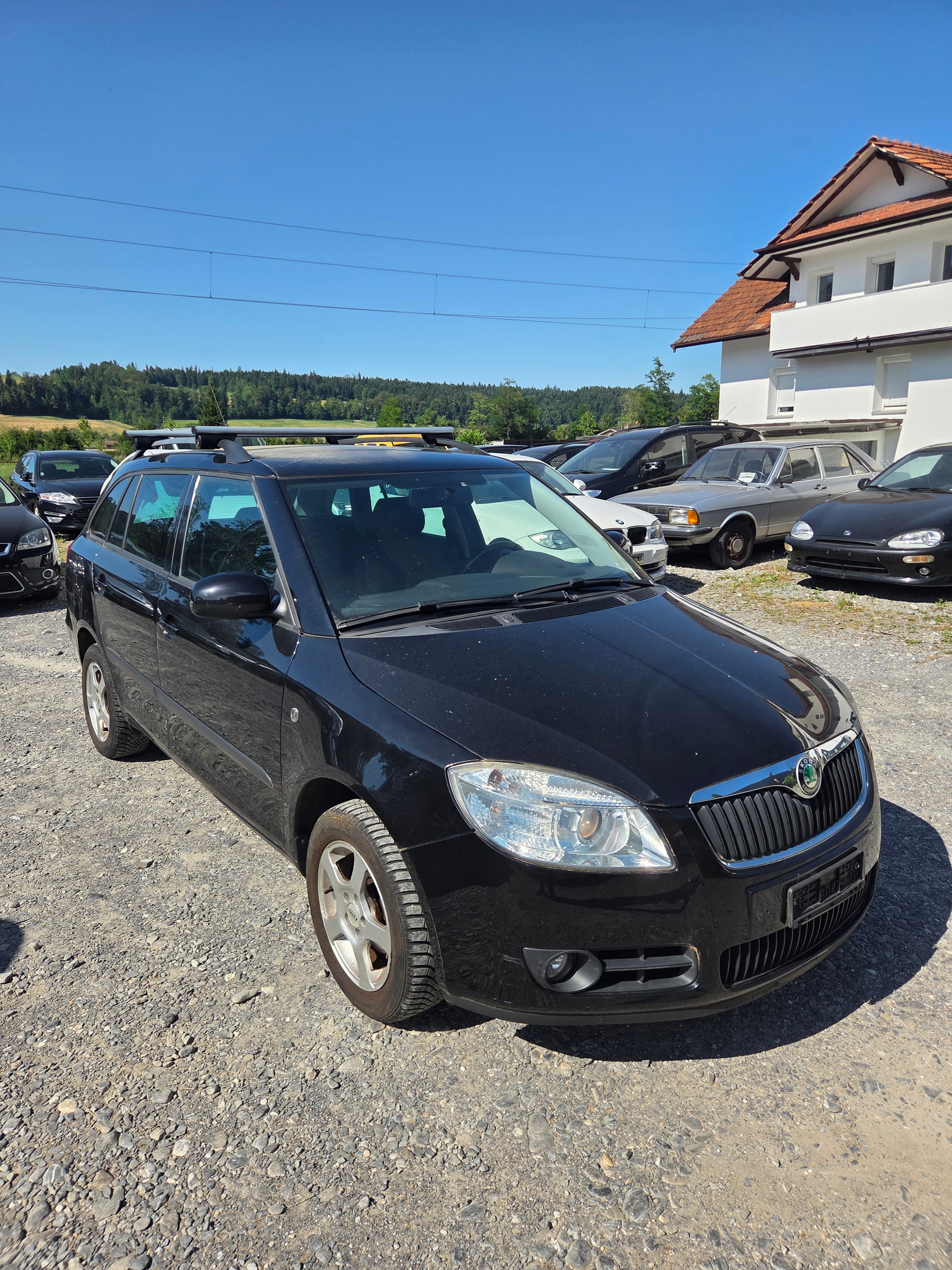 SKODA Fabia 1.6 Smile-image-1