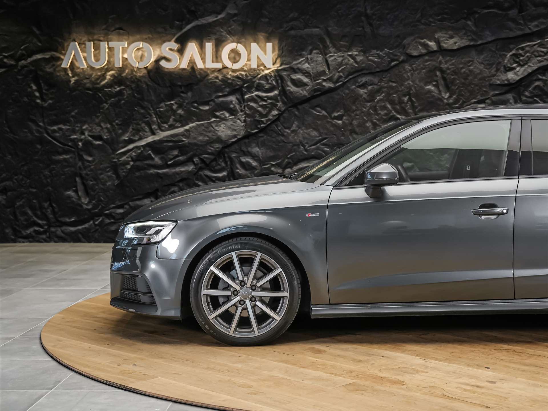 AUDI A3 Sportback 1.5 TFSI S-tronic **S-Line**-image-17