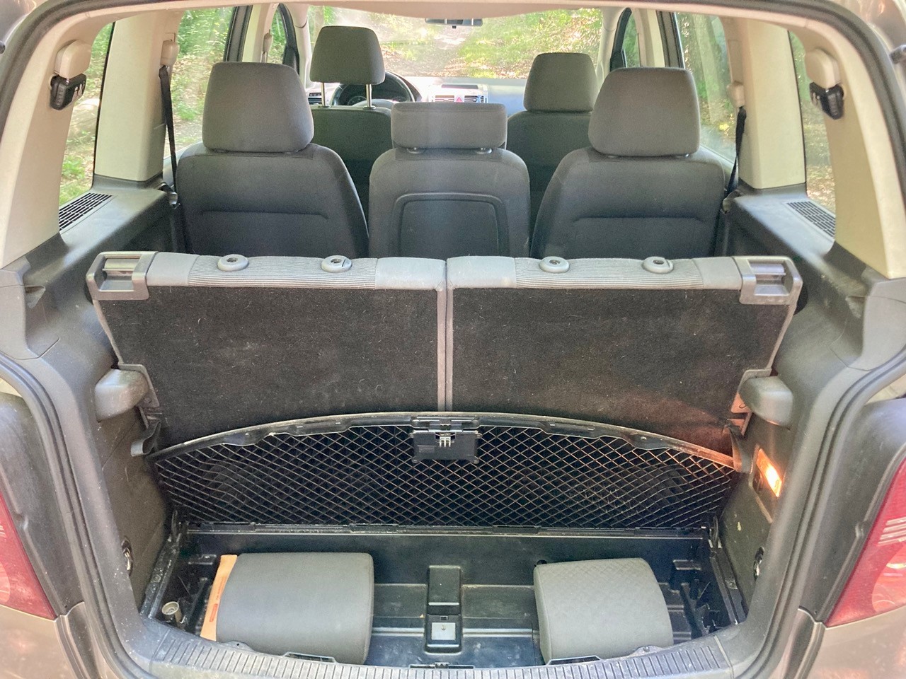 VW TOURAN-image-3